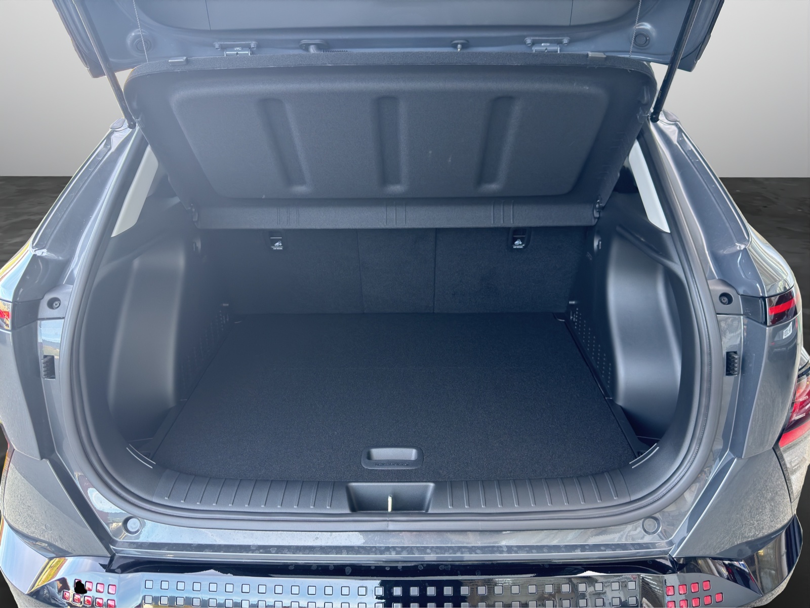 HYUNDAI Kona Electric Amplia 65,4 kWh inkl. Wärmepumpe-image-15
