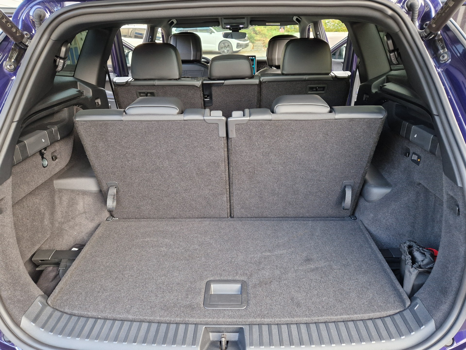 VW Tayron 2.0 TSI R-Line DSG 4Motion mit 5 Jahre 100tkm VW Werksgarantie-image-9