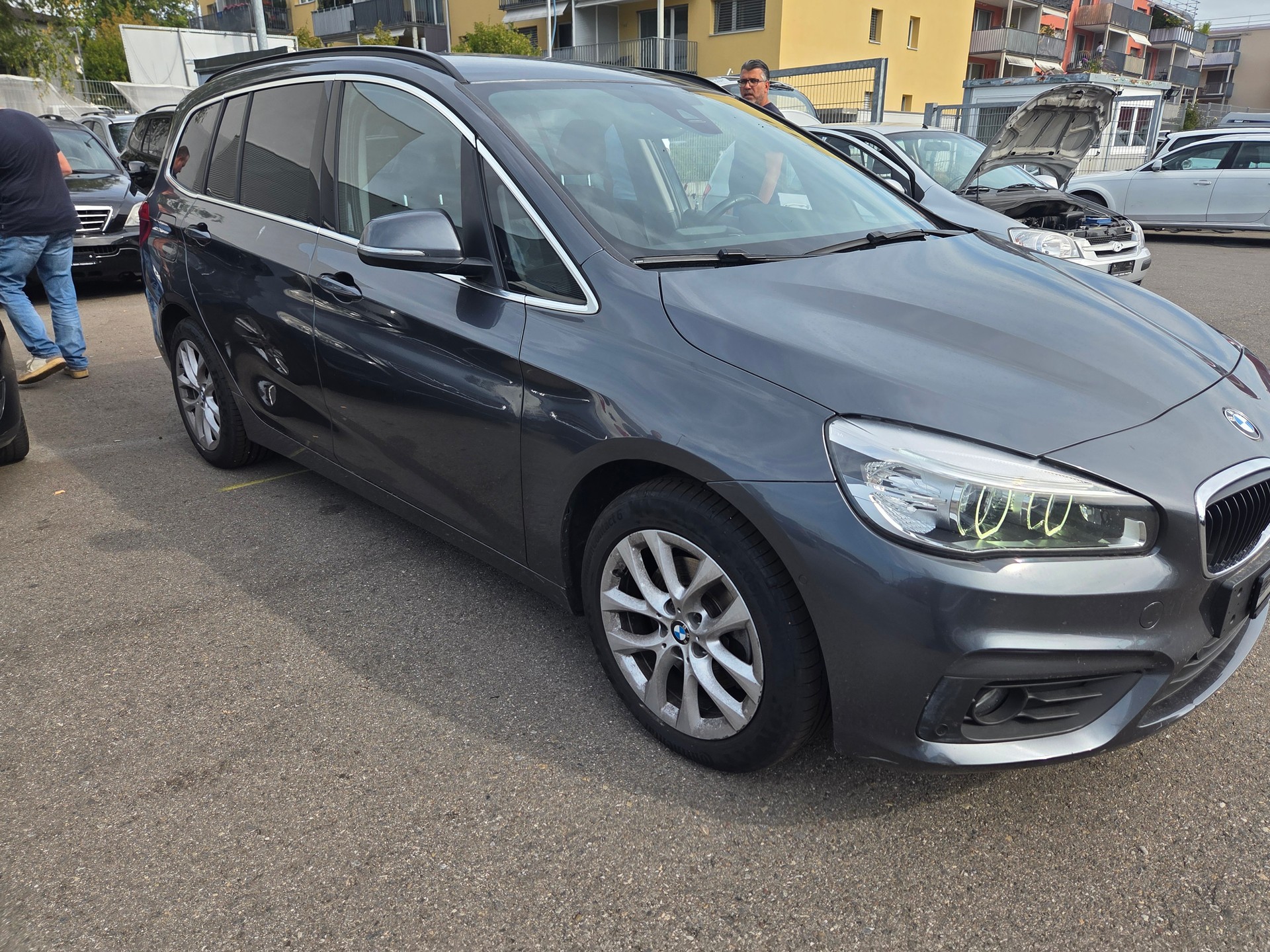 BMW 218d xDrive Gran Tourer Sport Line Steptronic-image-0