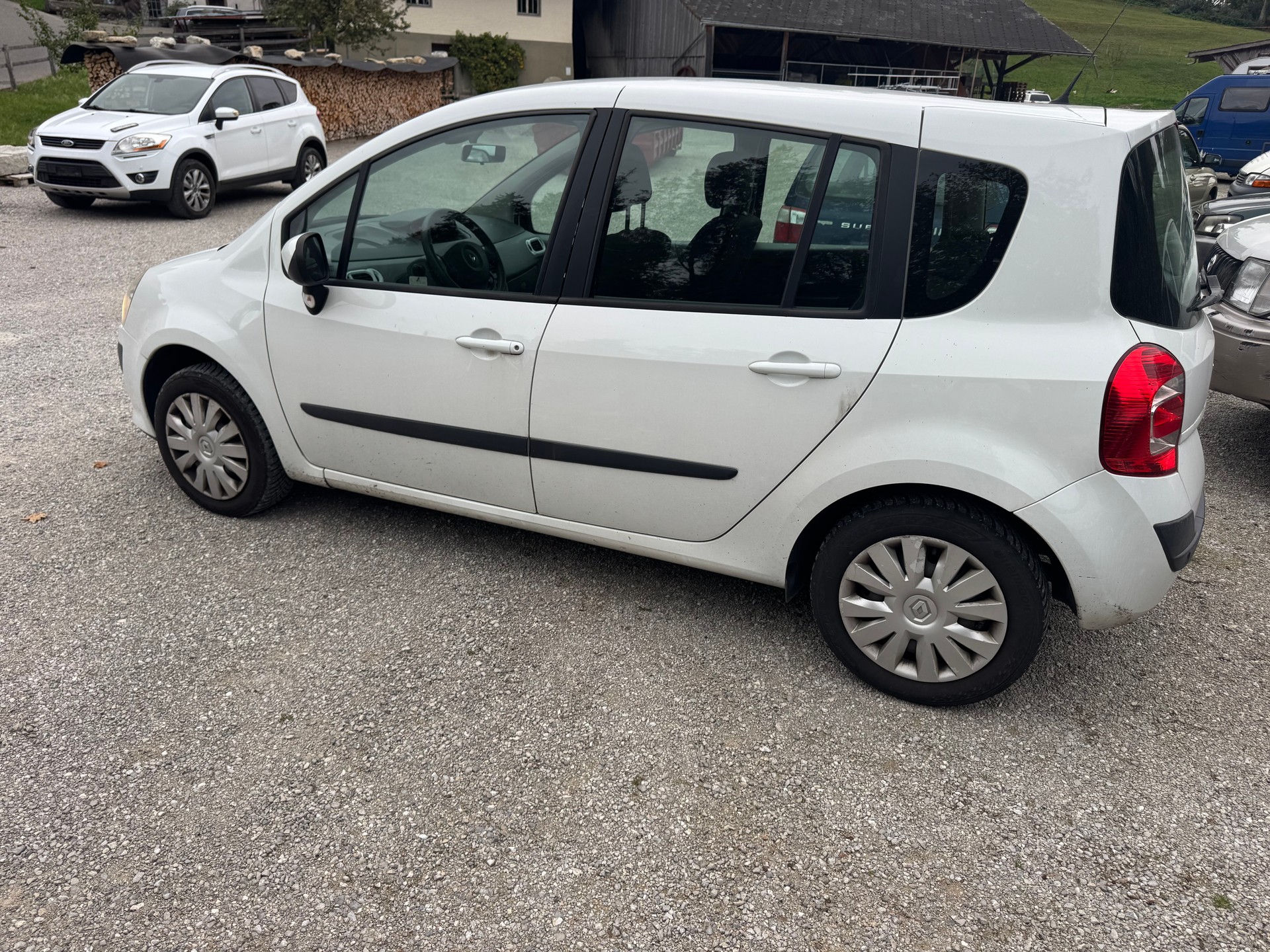 RENAULT Modus 1.2 16V T Yahoo-image-4