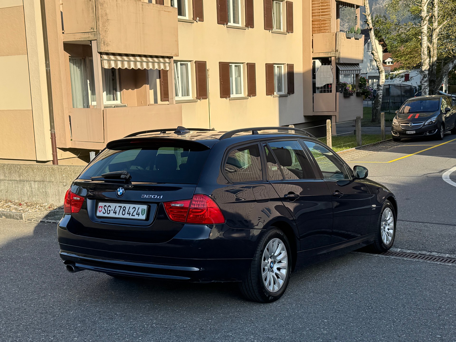 BMW 320d xDrive Touring Steptronic-image-6