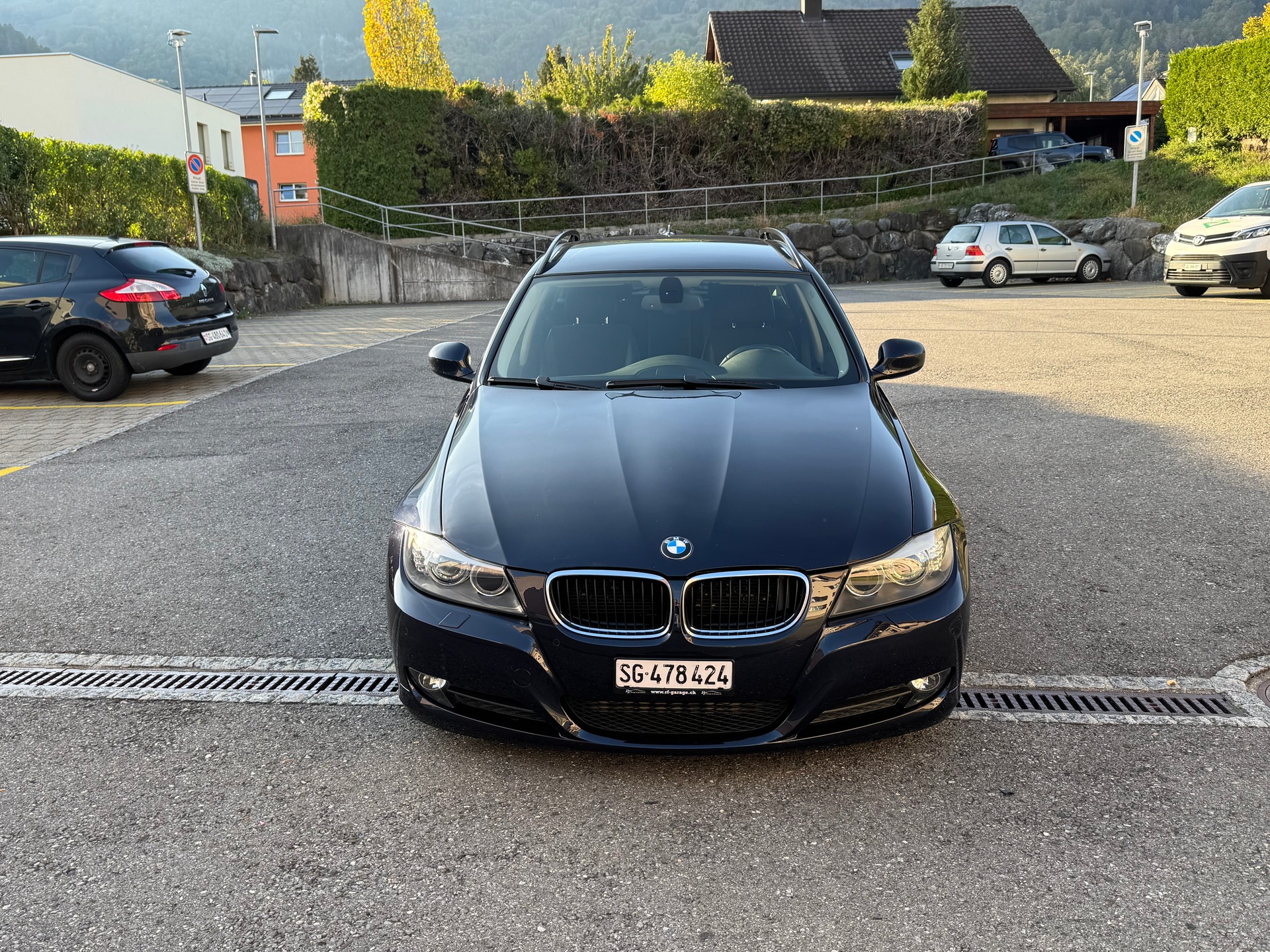BMW 320d xDrive Touring Steptronic-image-1