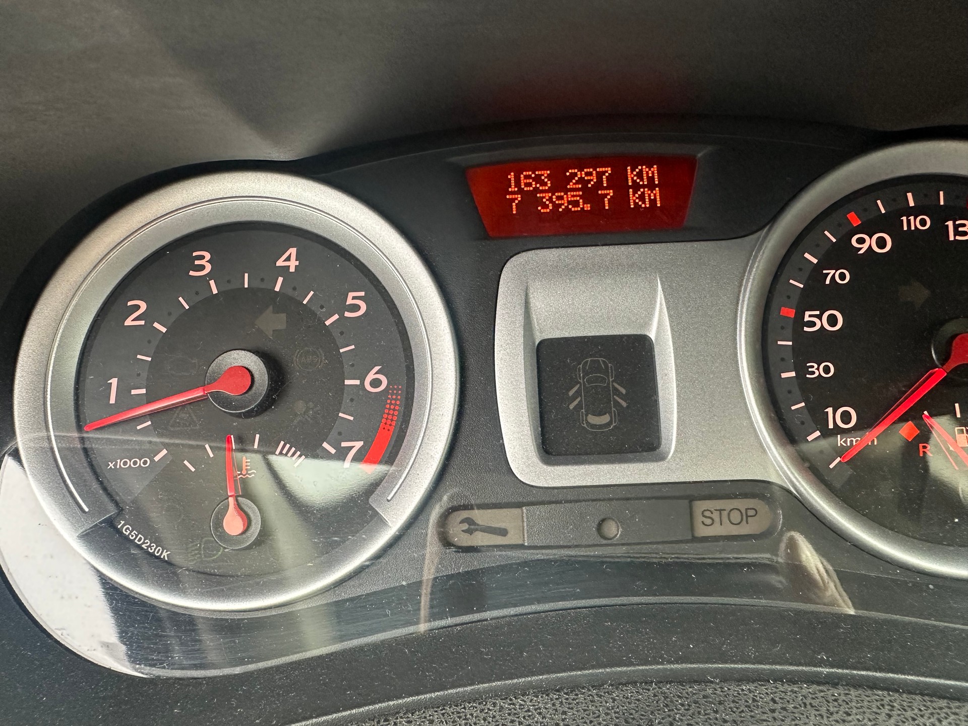 RENAULT Clio 1.6 16V Dynamique-image-8