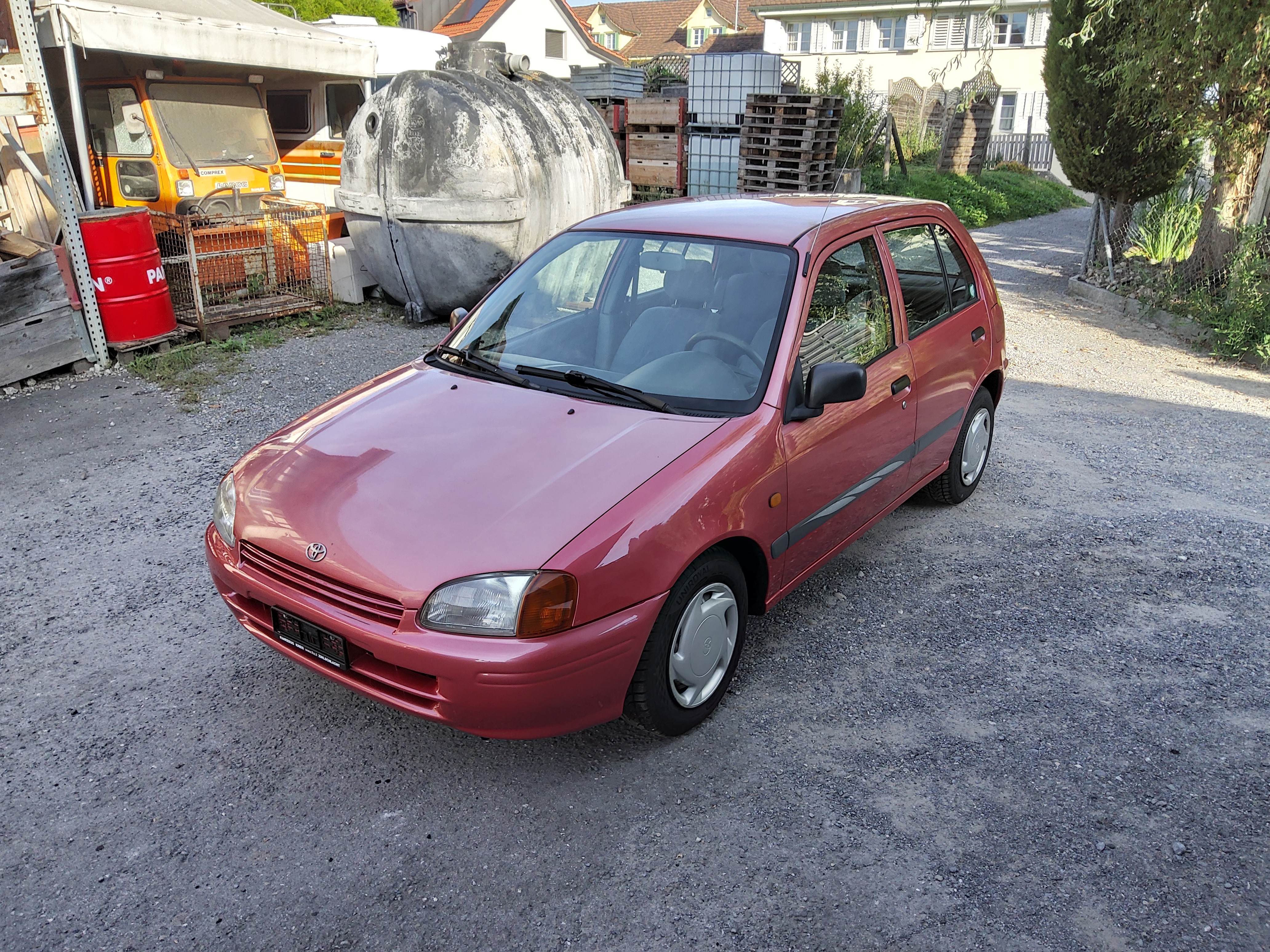 Car photo