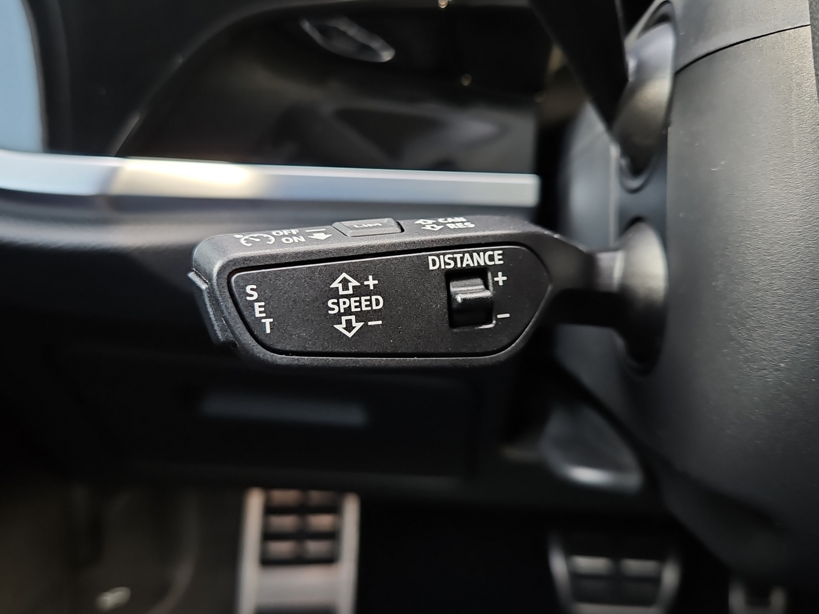 AUDI Q3 35 TFSI S line Attraction S-tronic-image-10