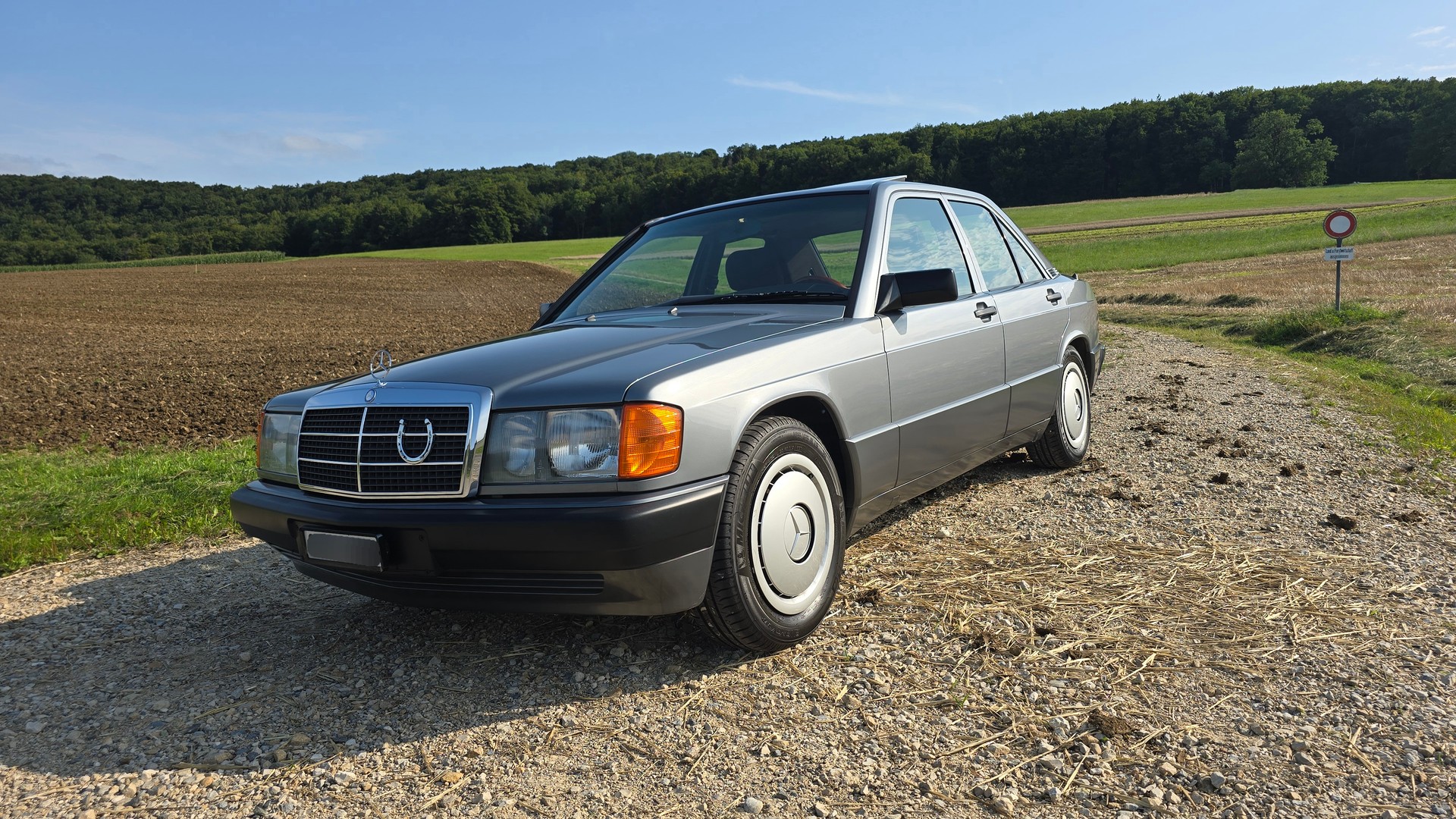 MERCEDES-BENZ 190E 2.3 8V