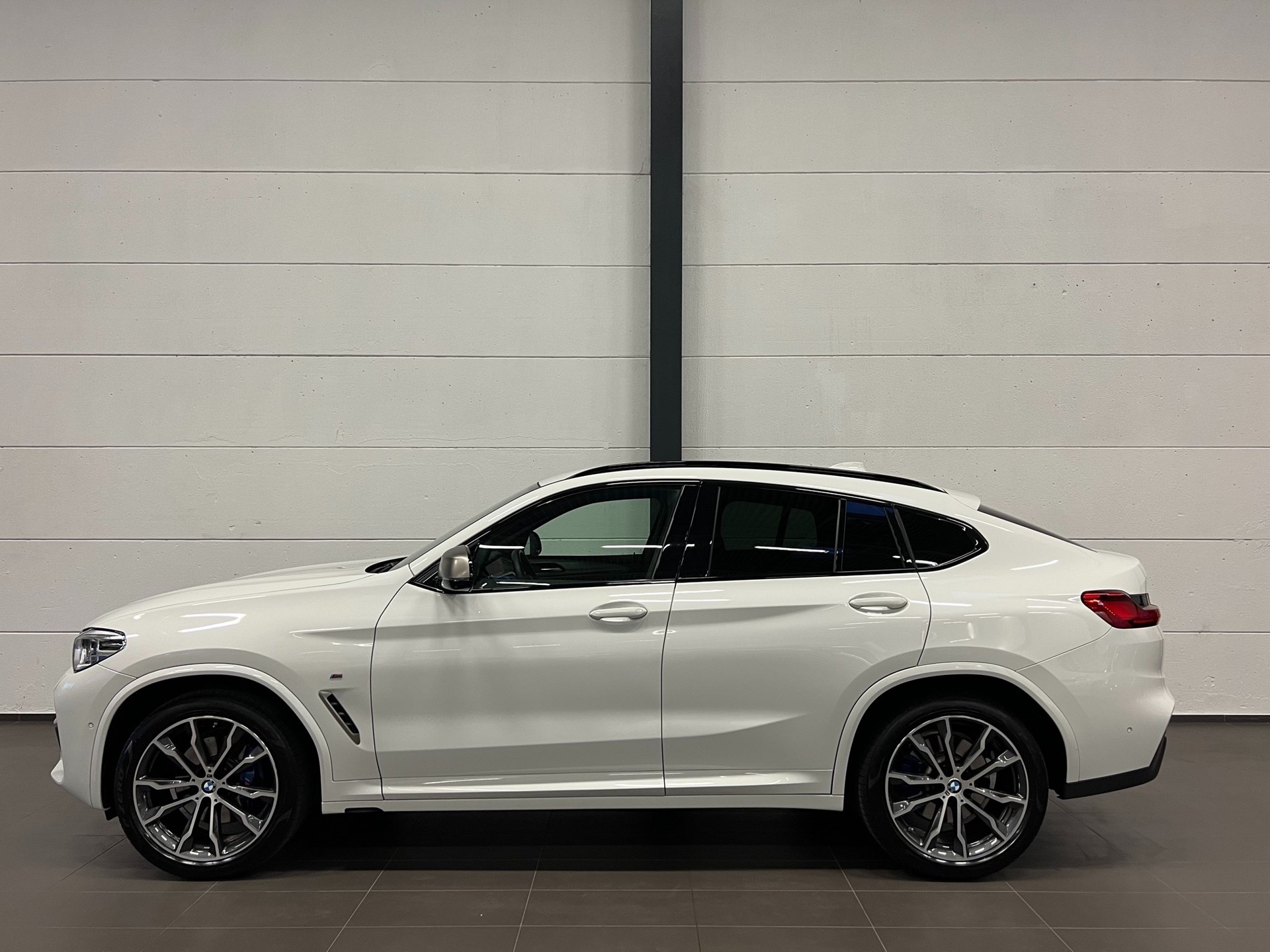 BMW X4 M40i Steptronic-image-8