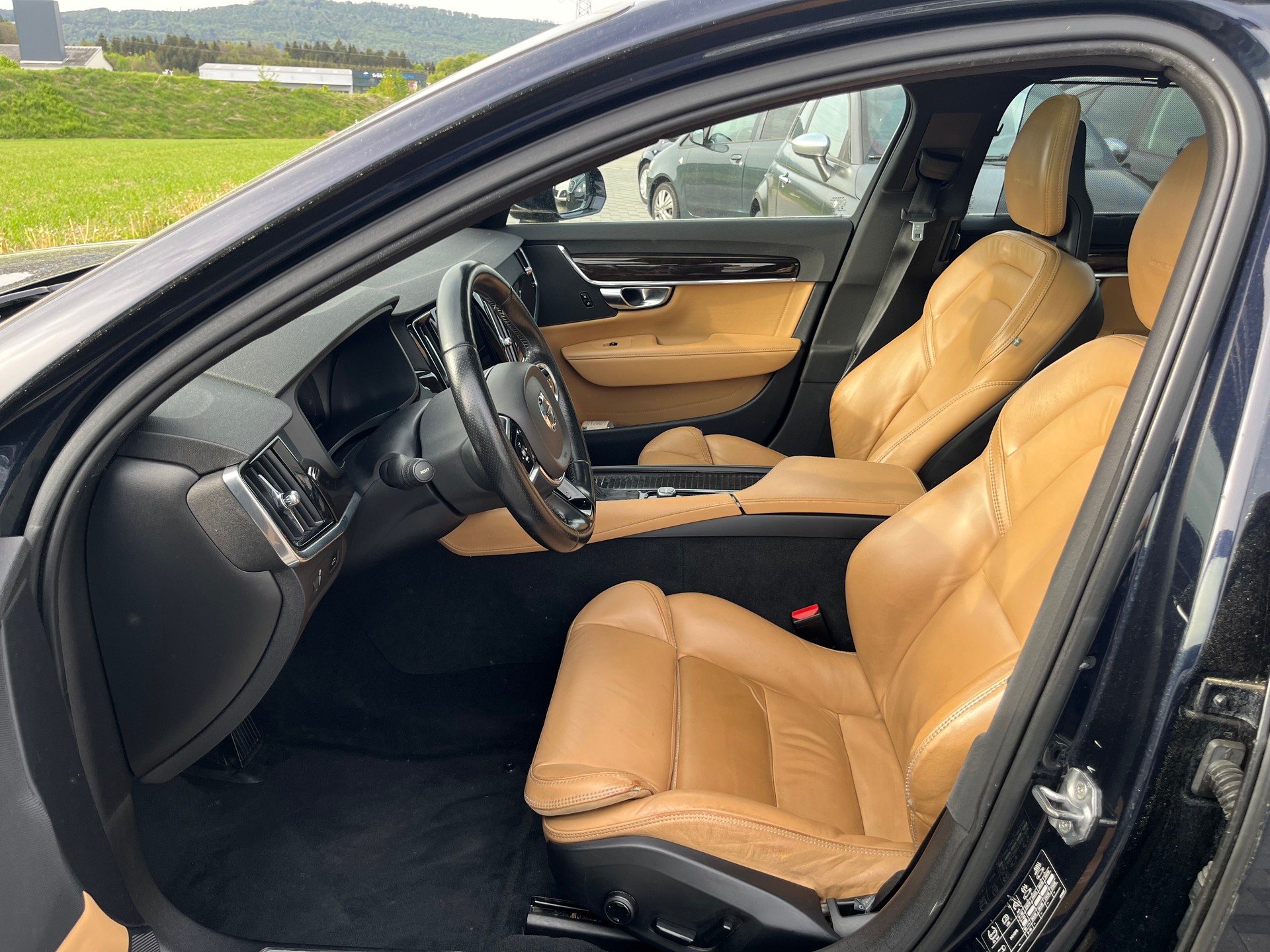 VOLVO V90 D5 AWD R-Design Geartronic Powerpulse-image-10