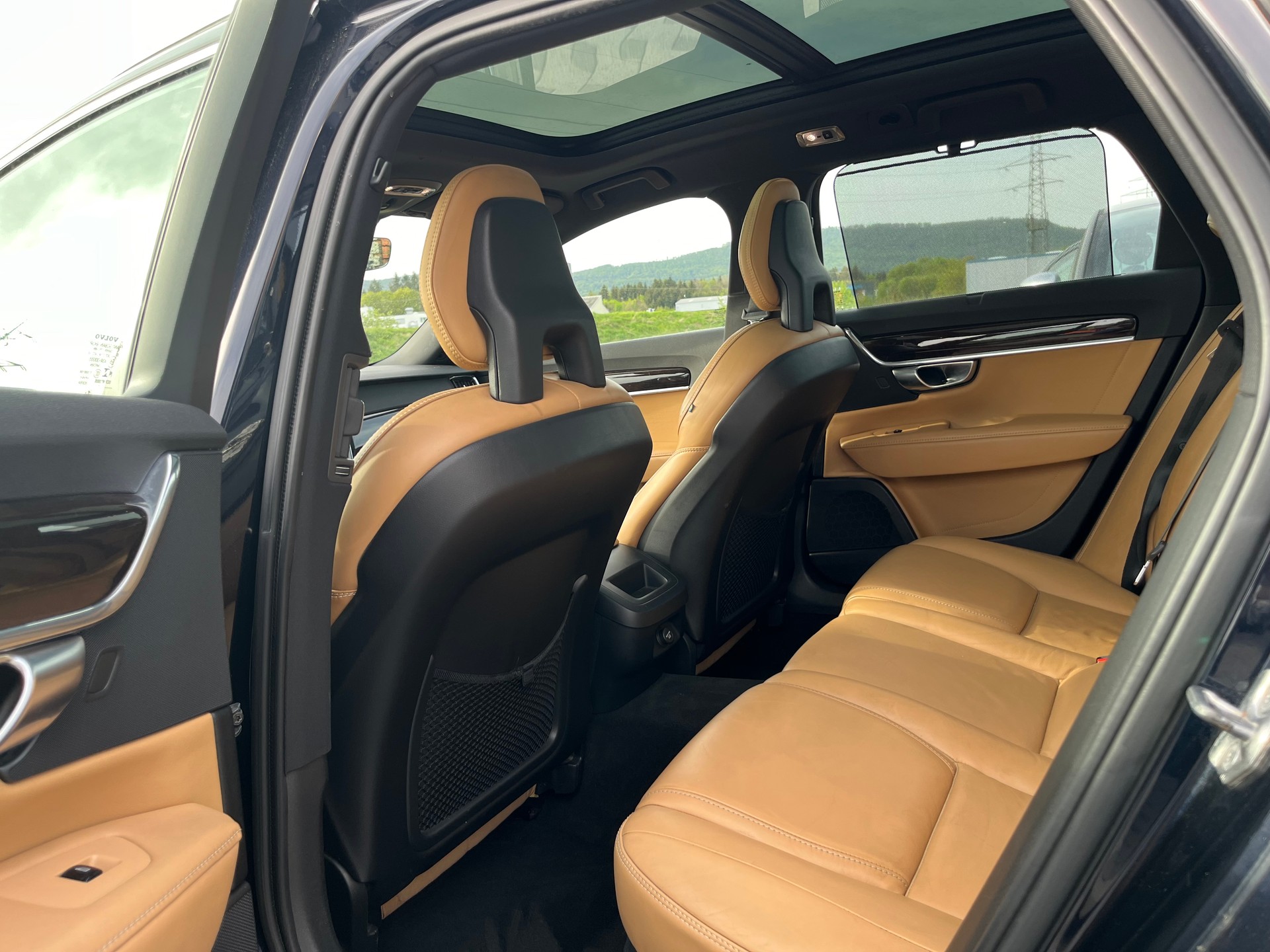 VOLVO V90 D5 AWD R-Design Geartronic Powerpulse-image-13