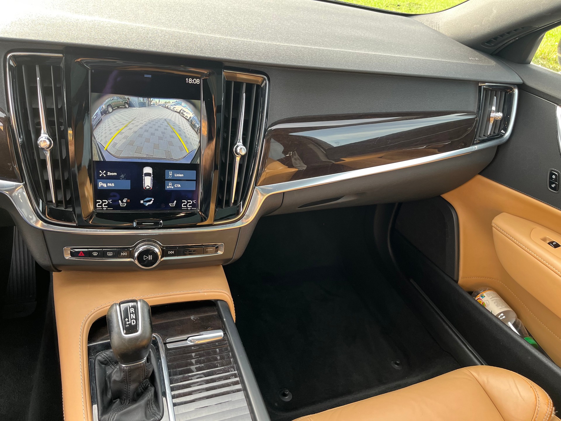 VOLVO V90 D5 AWD R-Design Geartronic Powerpulse-image-12