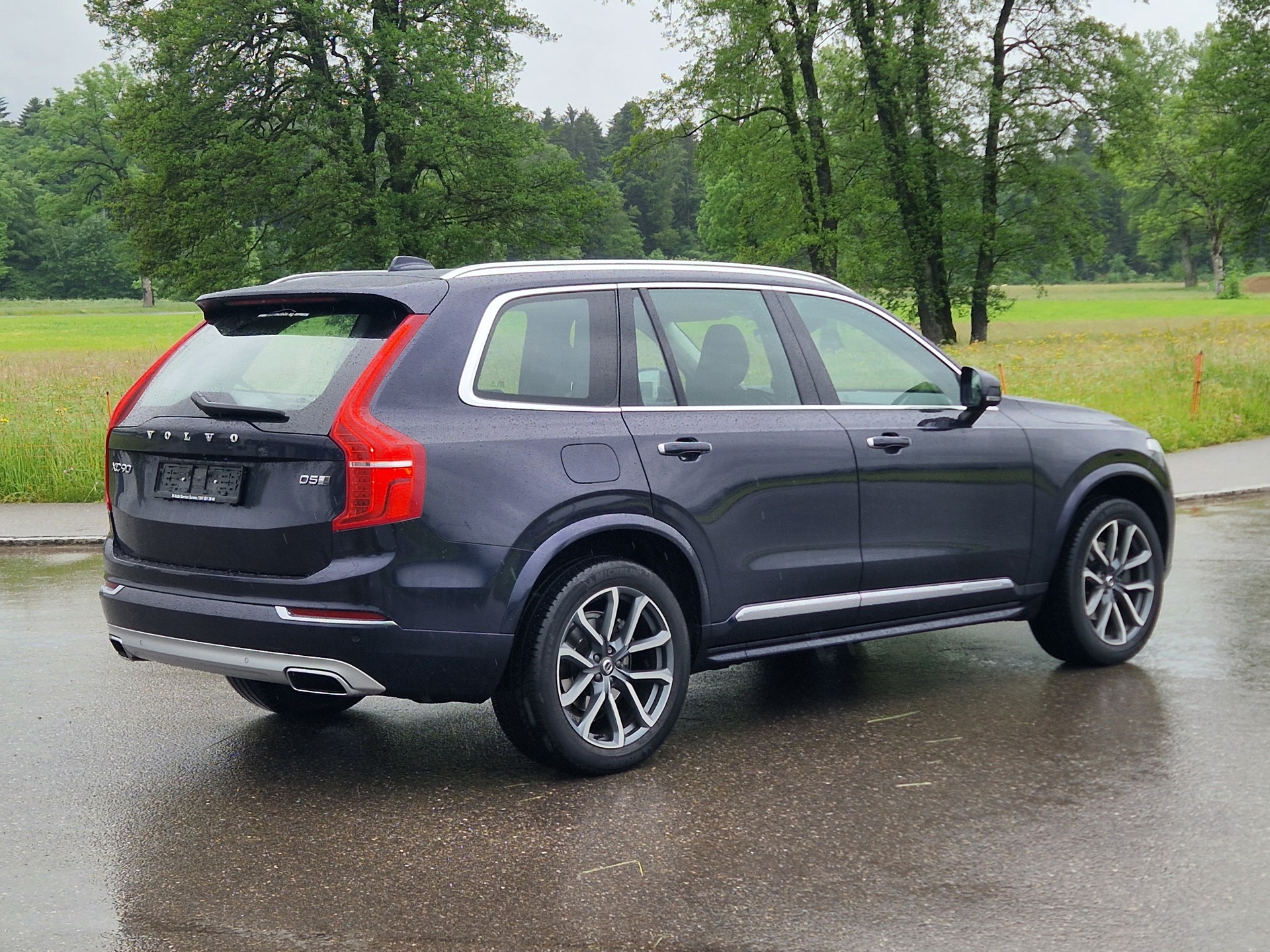 VOLVO XC90 D5 AWD Inscription Geartronic-image-3