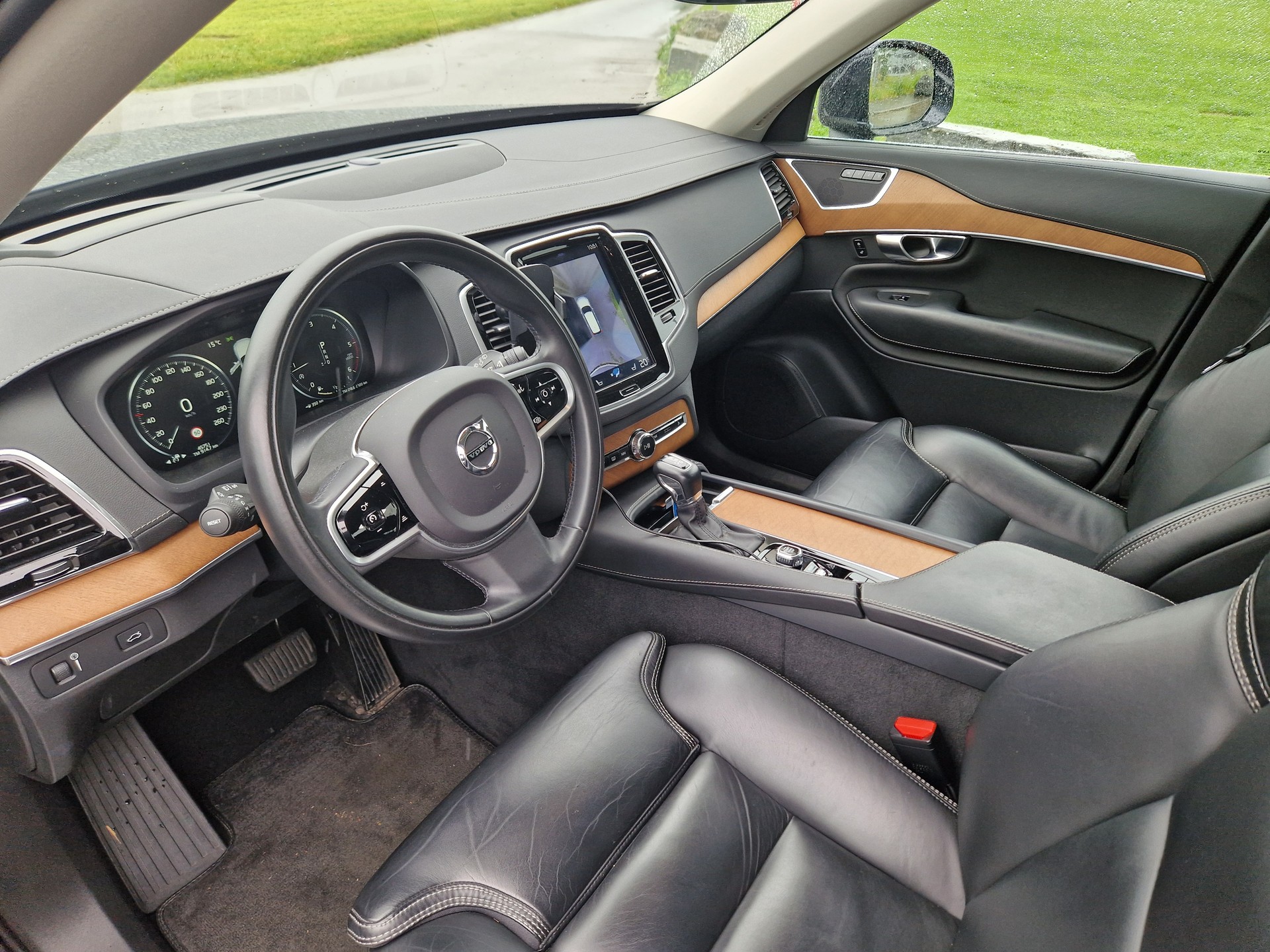 VOLVO XC90 D5 AWD Inscription Geartronic-image-7