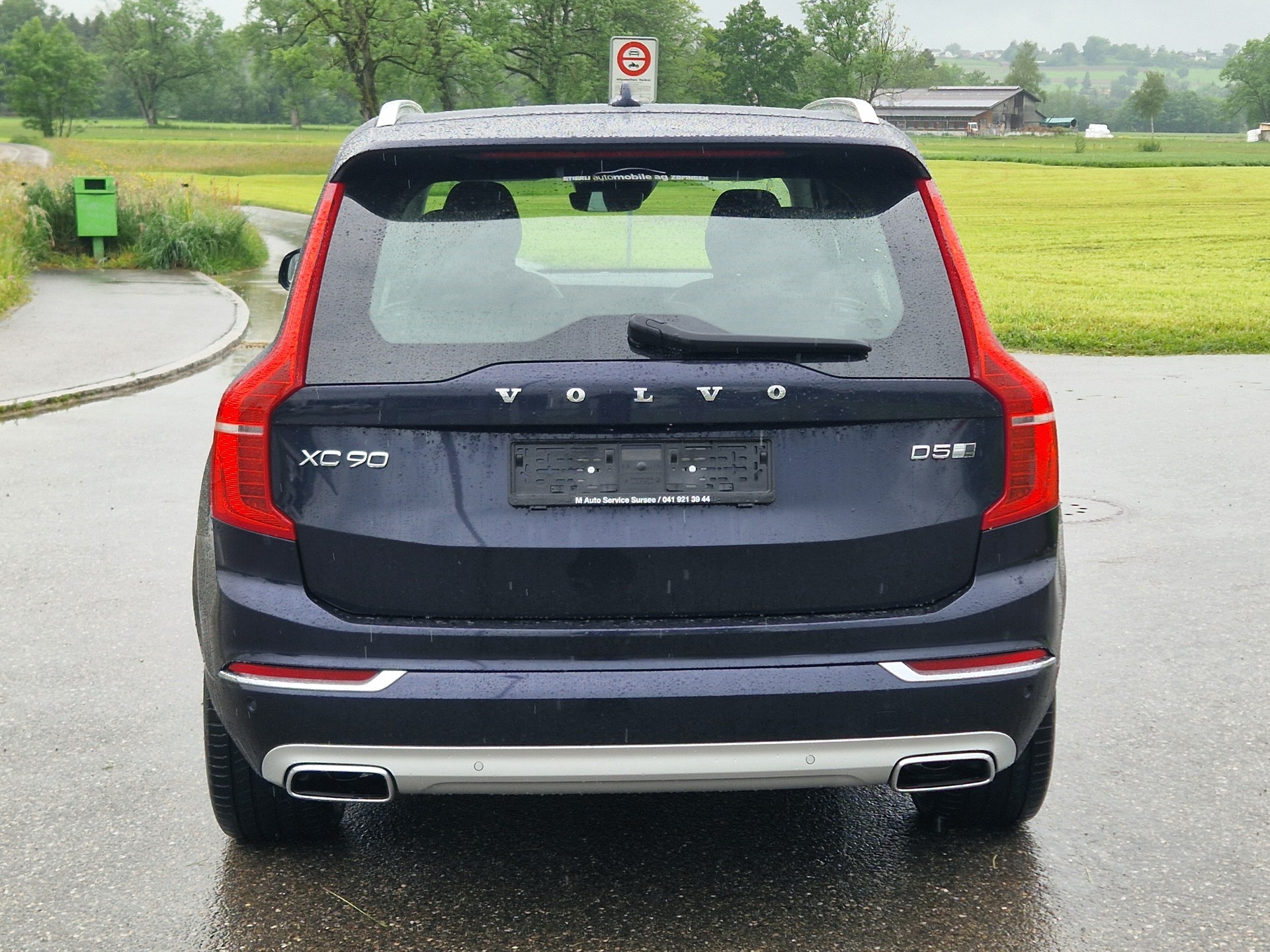 VOLVO XC90 D5 AWD Inscription Geartronic-image-5