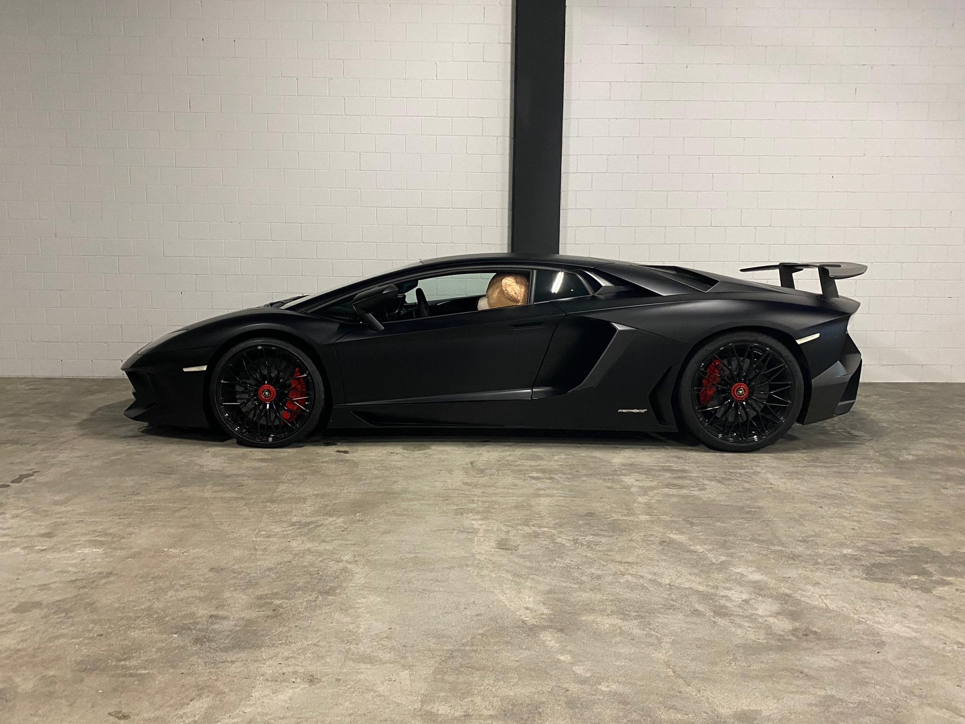 LAMBORGHINI Aventador LP750-4 SV Superveloce Coupé E-Gear Ad Personam Mattlackierung "1 of 600"-showroom-element-1