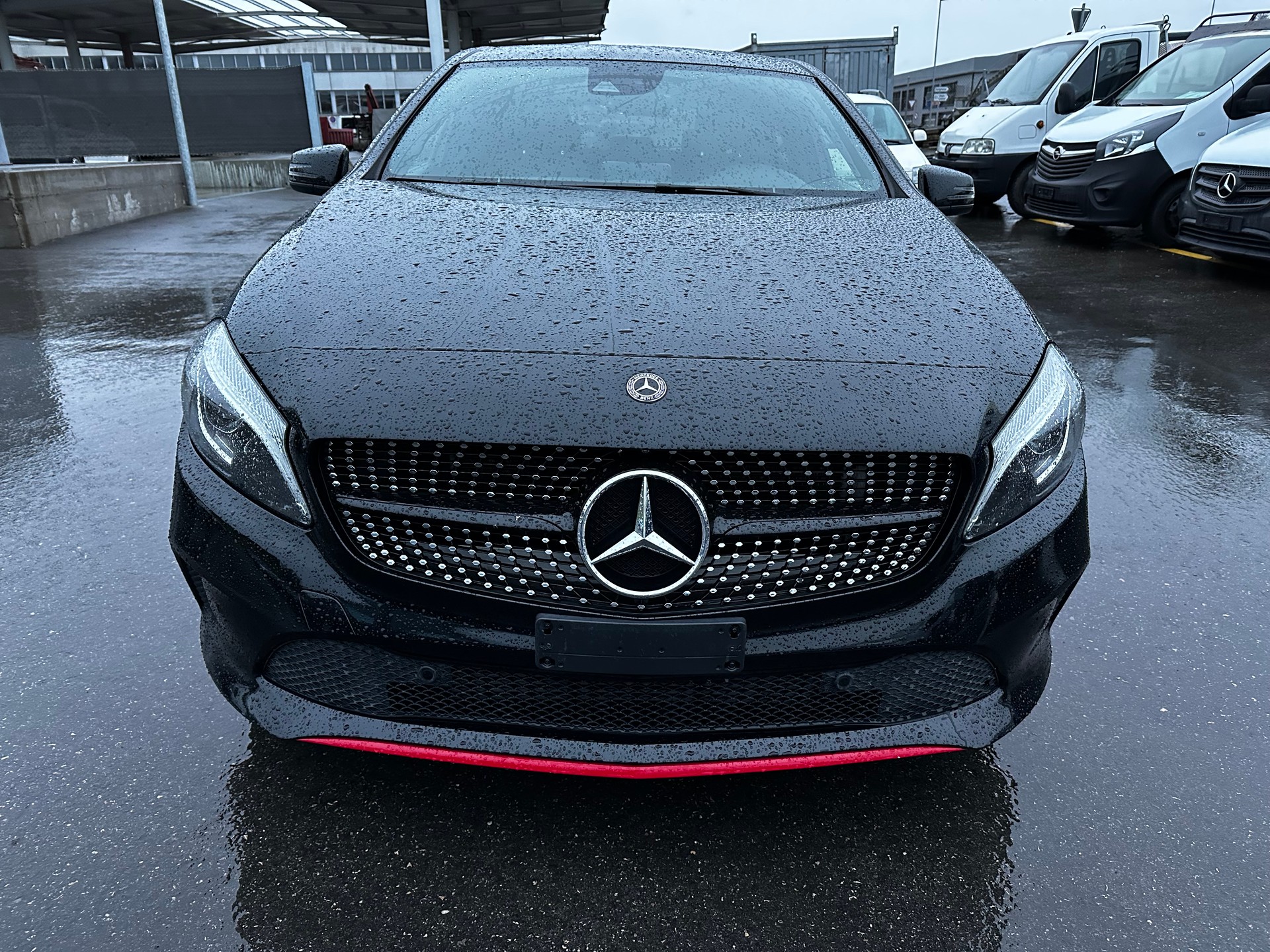 MERCEDES-BENZ A 200 AMG Line 7G-DCT-image-1