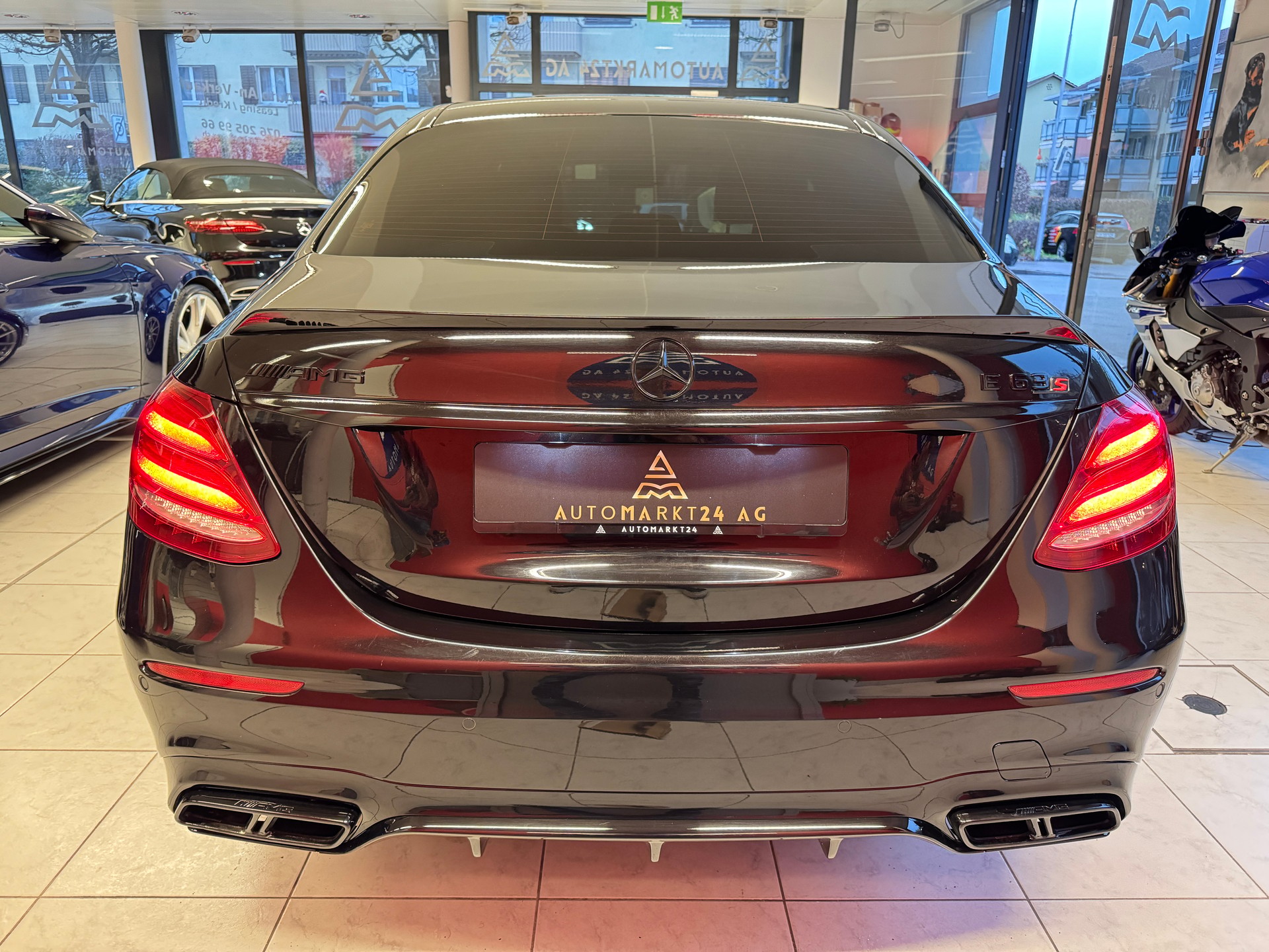 MERCEDES-BENZ E 63 AMG S 4Matic Speedshift MCT-image-13