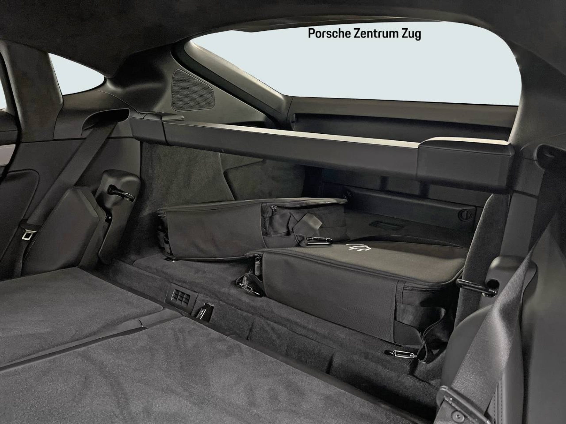 PORSCHE Panamera Turbo S E-Hybrid-image-23