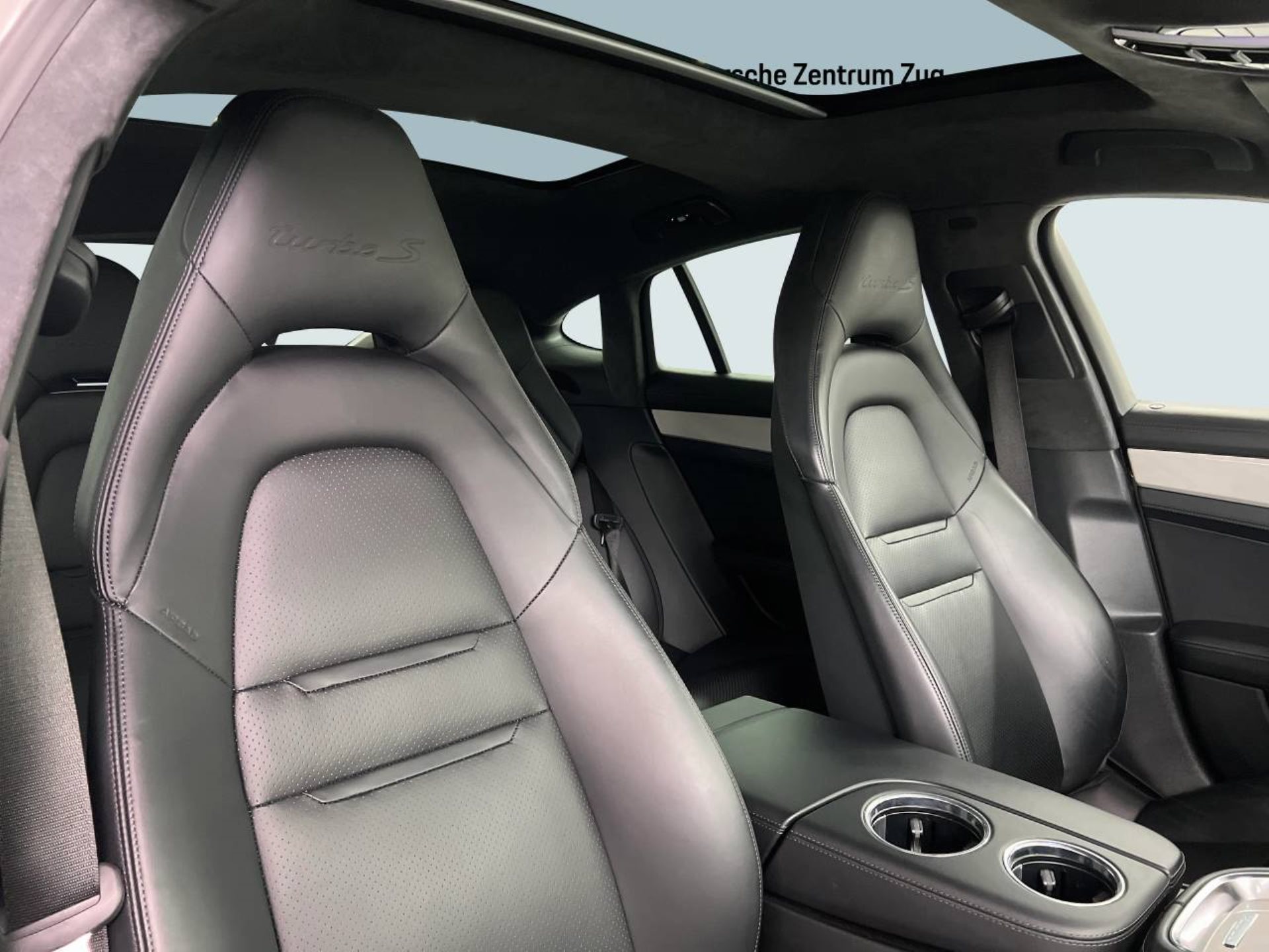 PORSCHE Panamera Turbo S E-Hybrid-image-18
