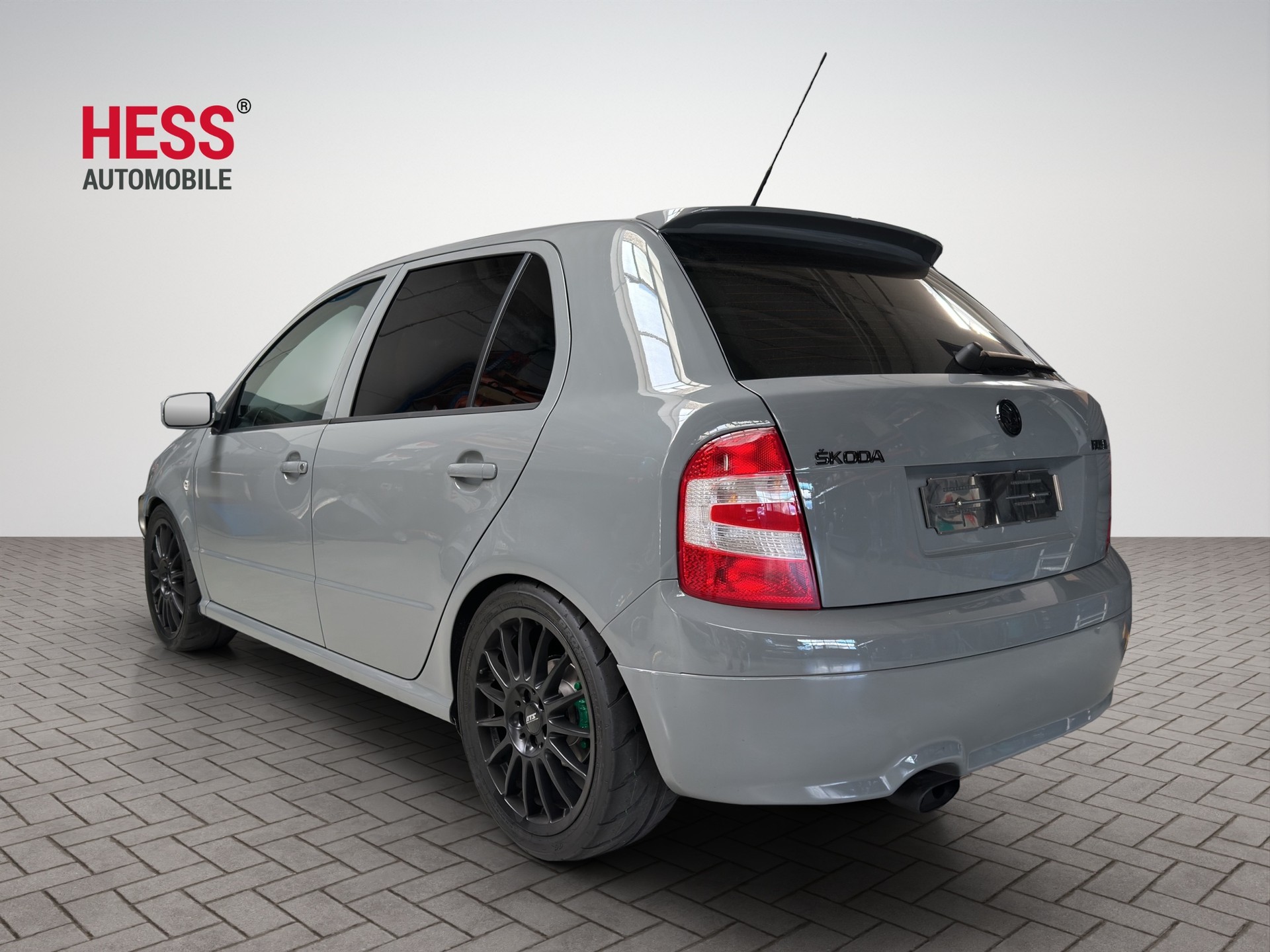 SKODA Fabia 1.9 TDI RS-image-3