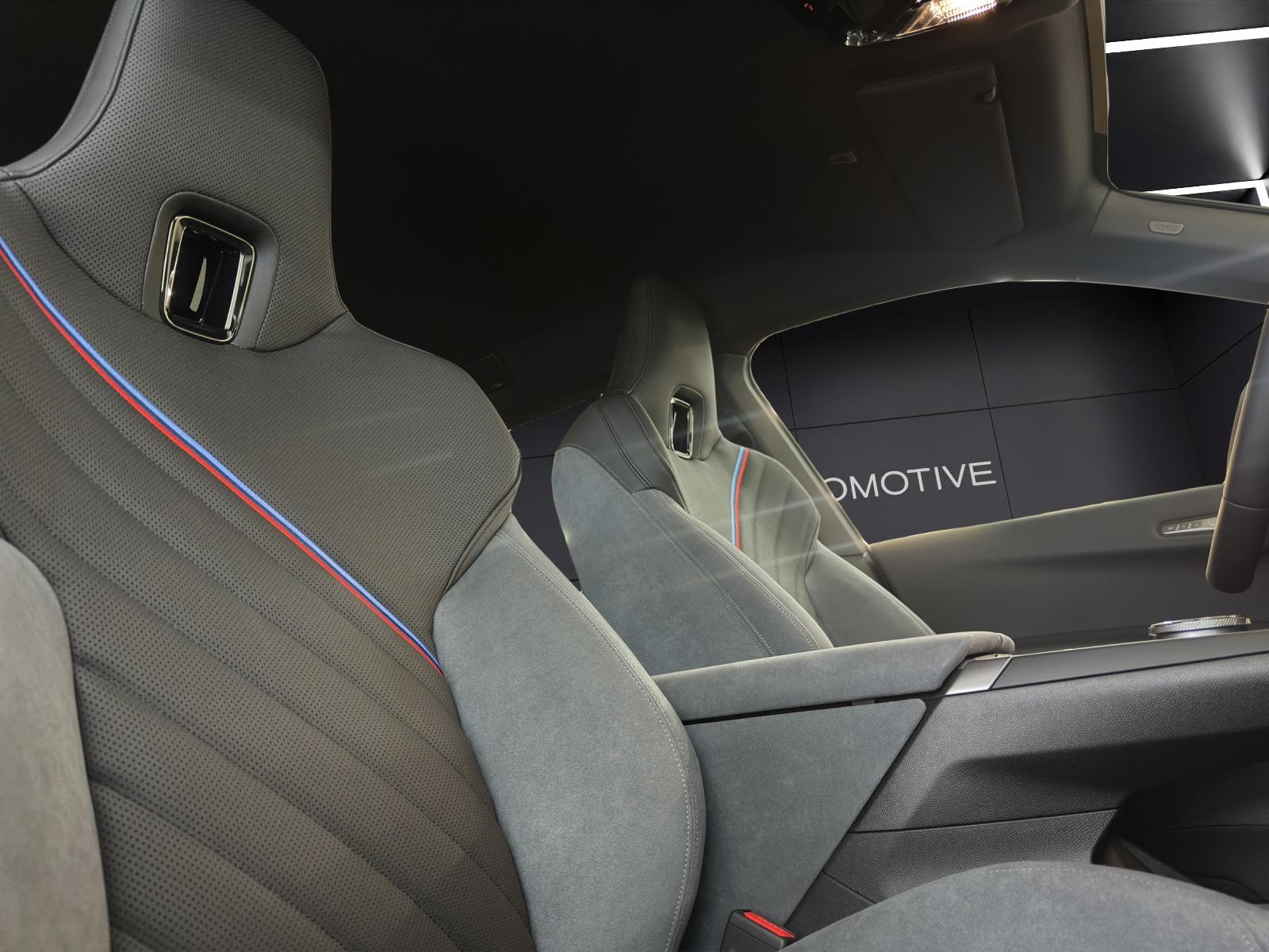BMW iX xDrive45-image-16