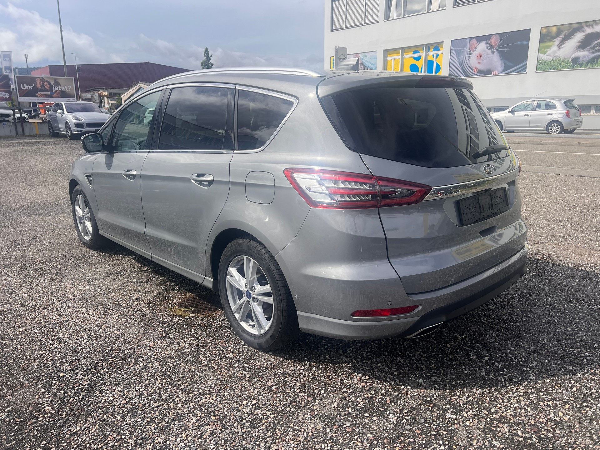 FORD S-Max 2.0 TDCi Titanium Automatic-image-4