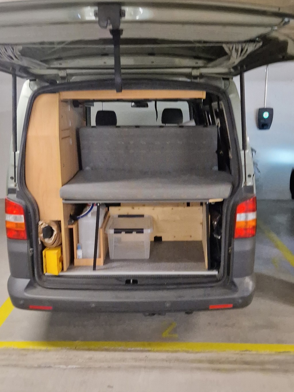 VW T5 Transporter 2.5 TDI Reino Campingausbau-image-2
