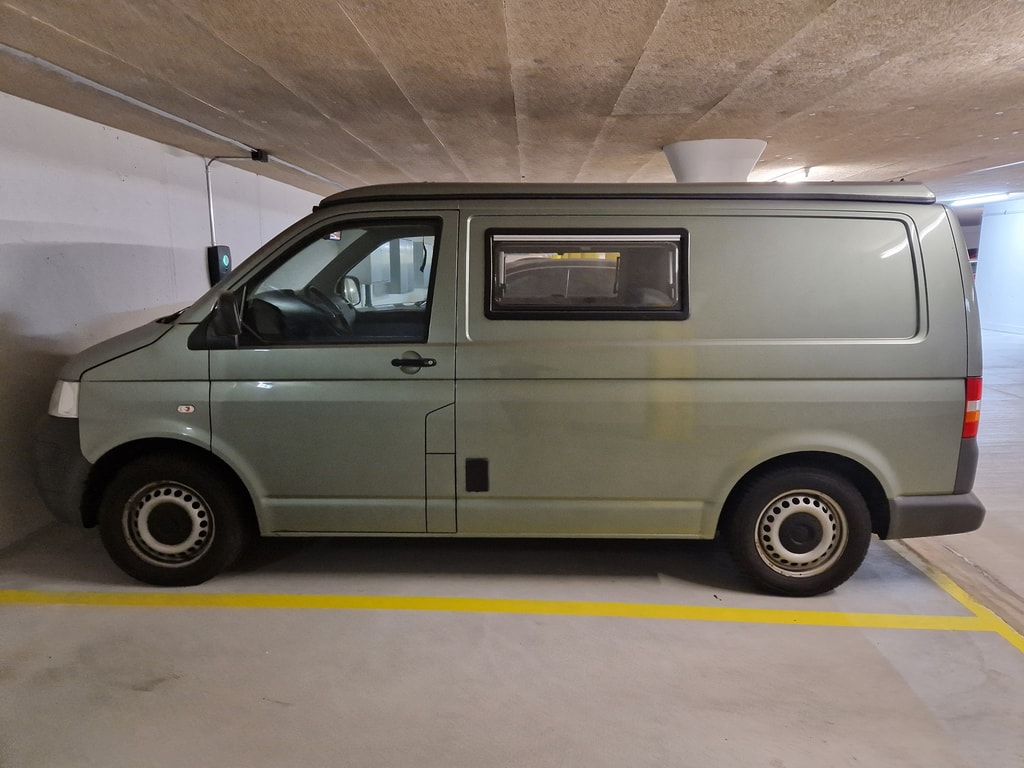 VW T5 Transporter 2.5 TDI Reino Campingausbau-image-0