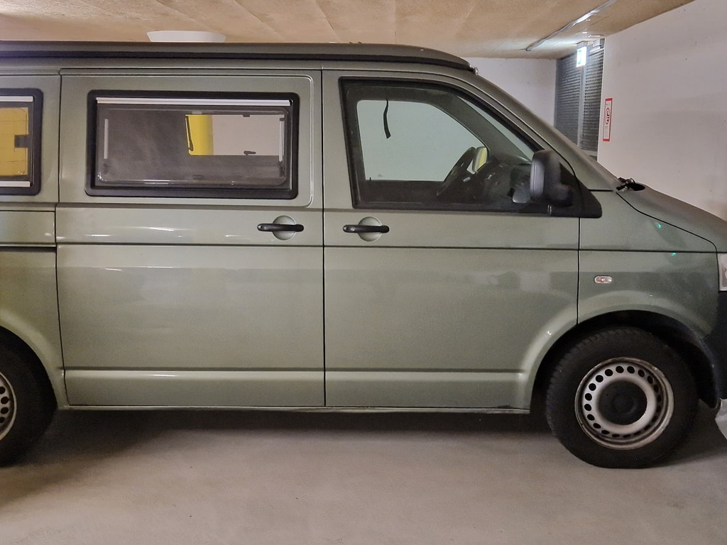 VW T5 Transporter 2.5 TDI Reino Campingausbau-image-4