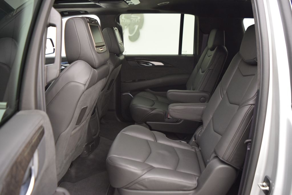 CADILLAC Escalade 6.2 ESV Platinum-image-14