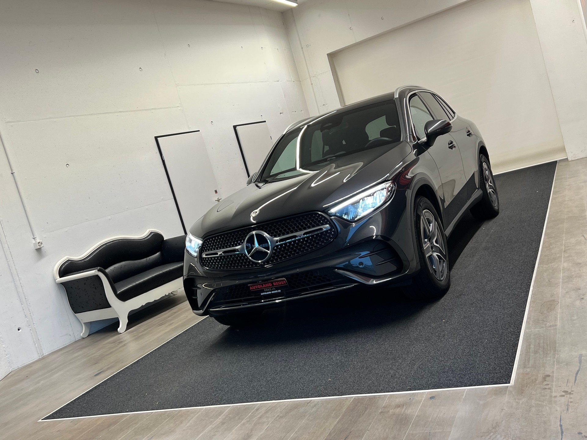 MERCEDES-BENZ GLC 300 d 4Matic 9G-Tronic-image-1