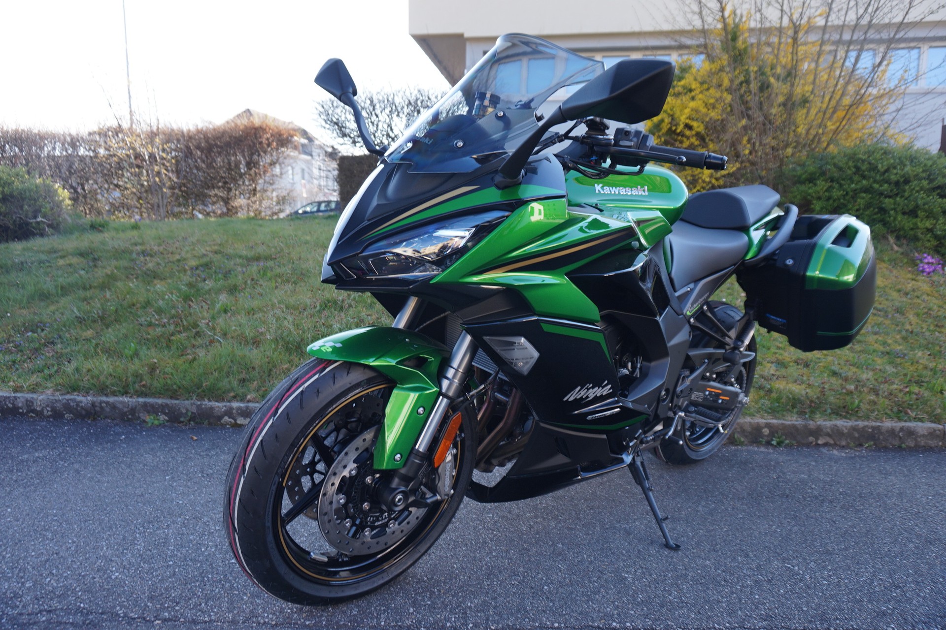 KAWASAKI Ninja 1100 SX SE Tourer-showroom-element-1