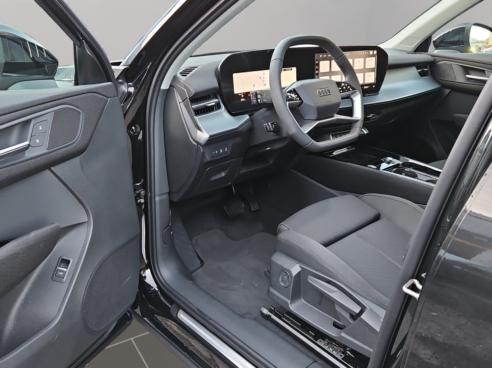 AUDI Q3 SUV 110 kW TFSI S tronic-image-6