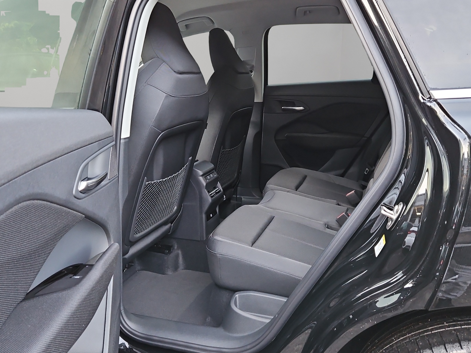 AUDI Q3 SUV 110 kW TFSI S tronic-image-8