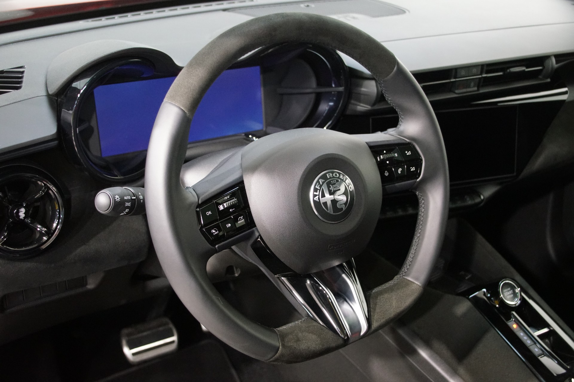 ALFA ROMEO Junior BEV 156 54kWh *Sabelt-Speciale*SKY-image-13