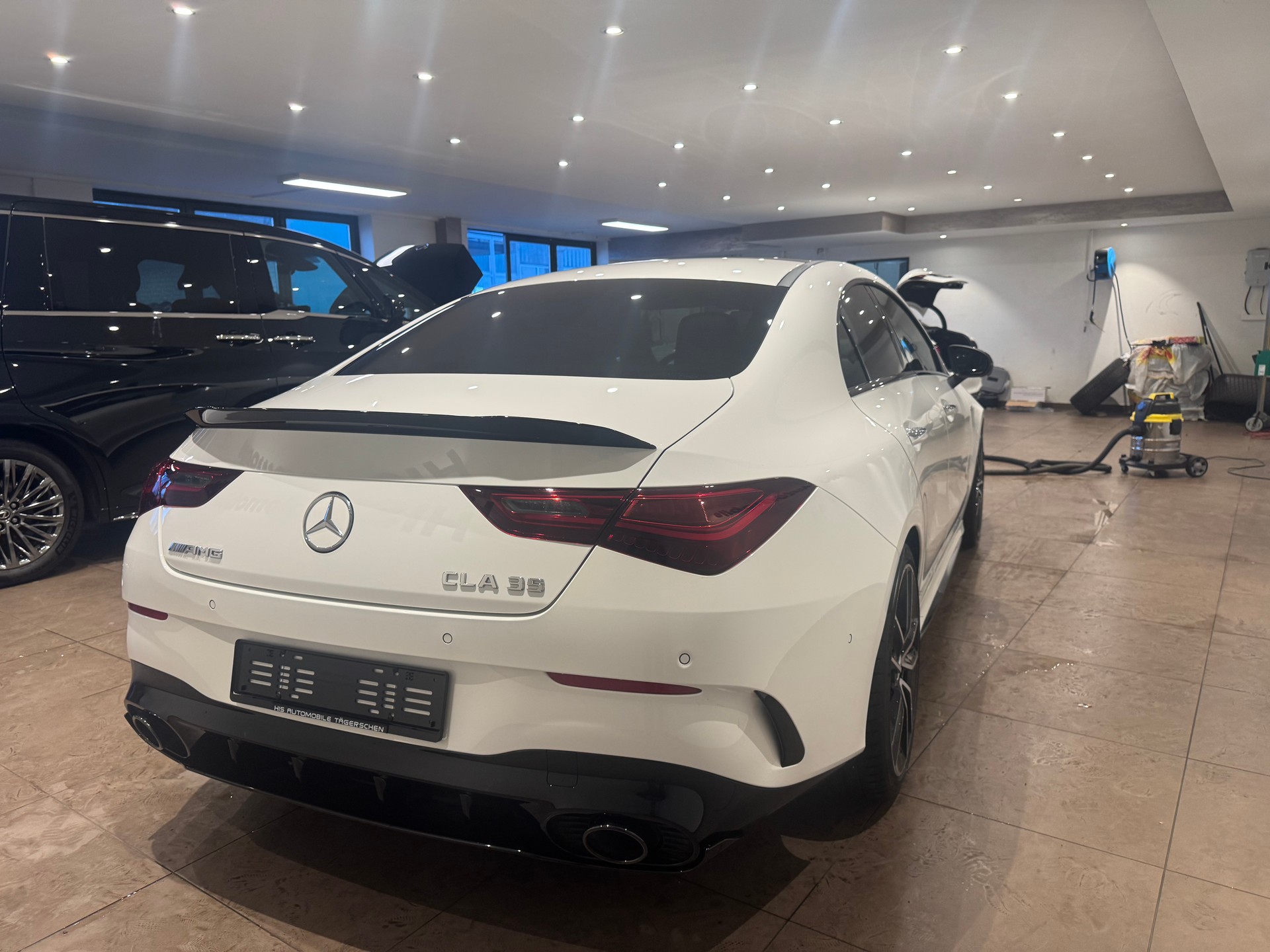 MERCEDES-BENZ CLA 35 AMG 4matic-image-2