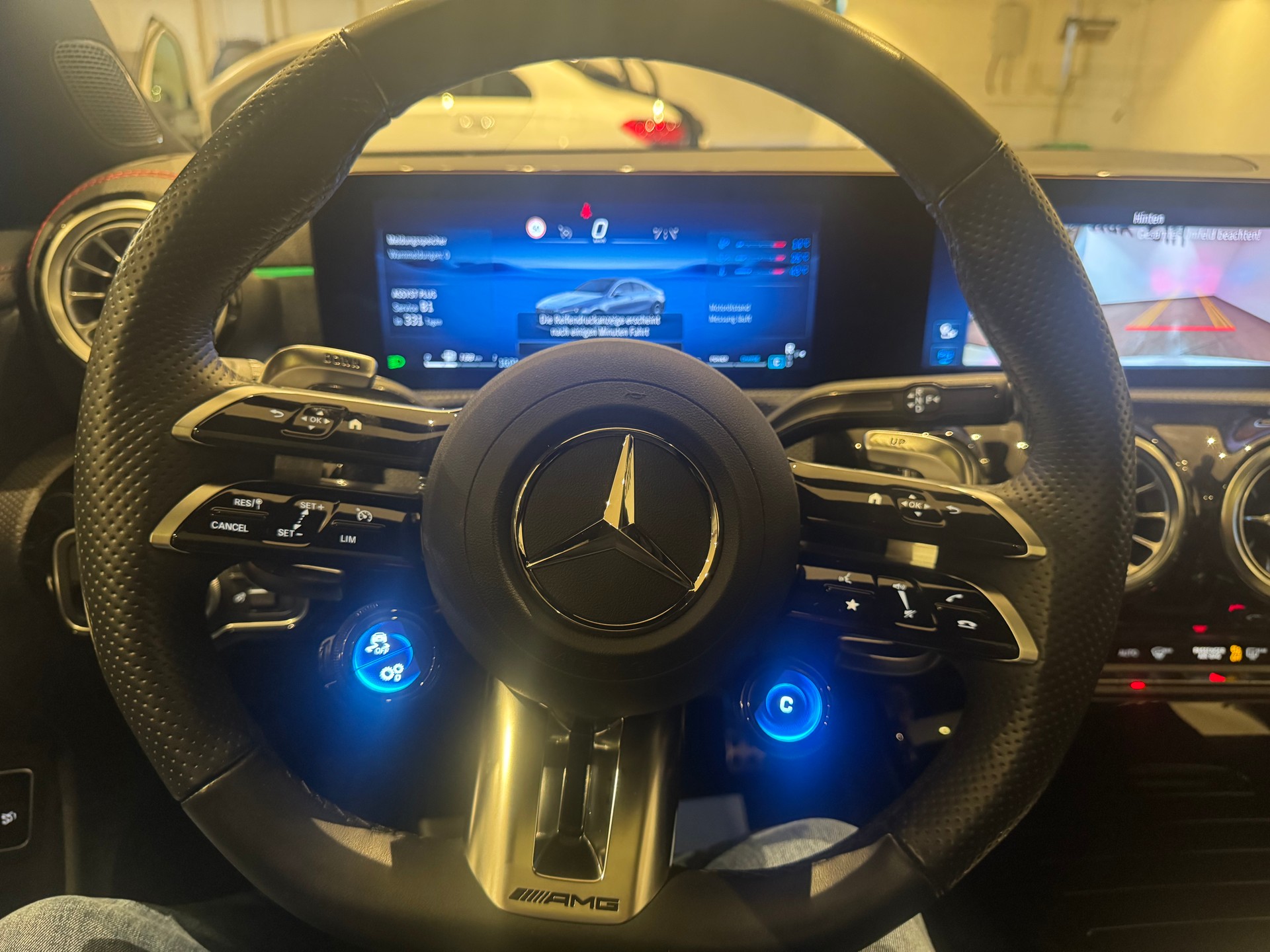 MERCEDES-BENZ CLA 35 AMG 4matic-image-13