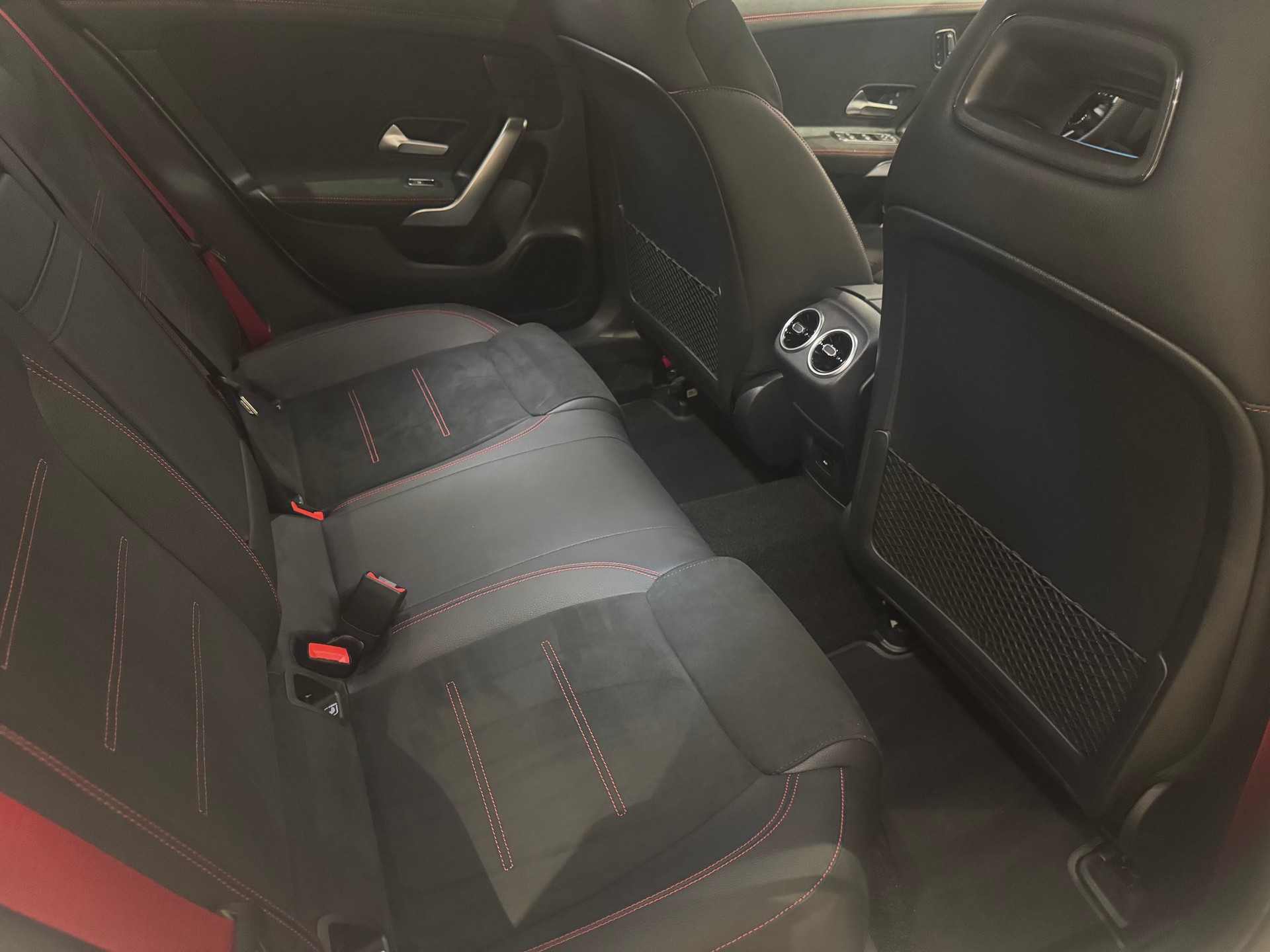 MERCEDES-BENZ CLA 35 AMG 4matic-image-7