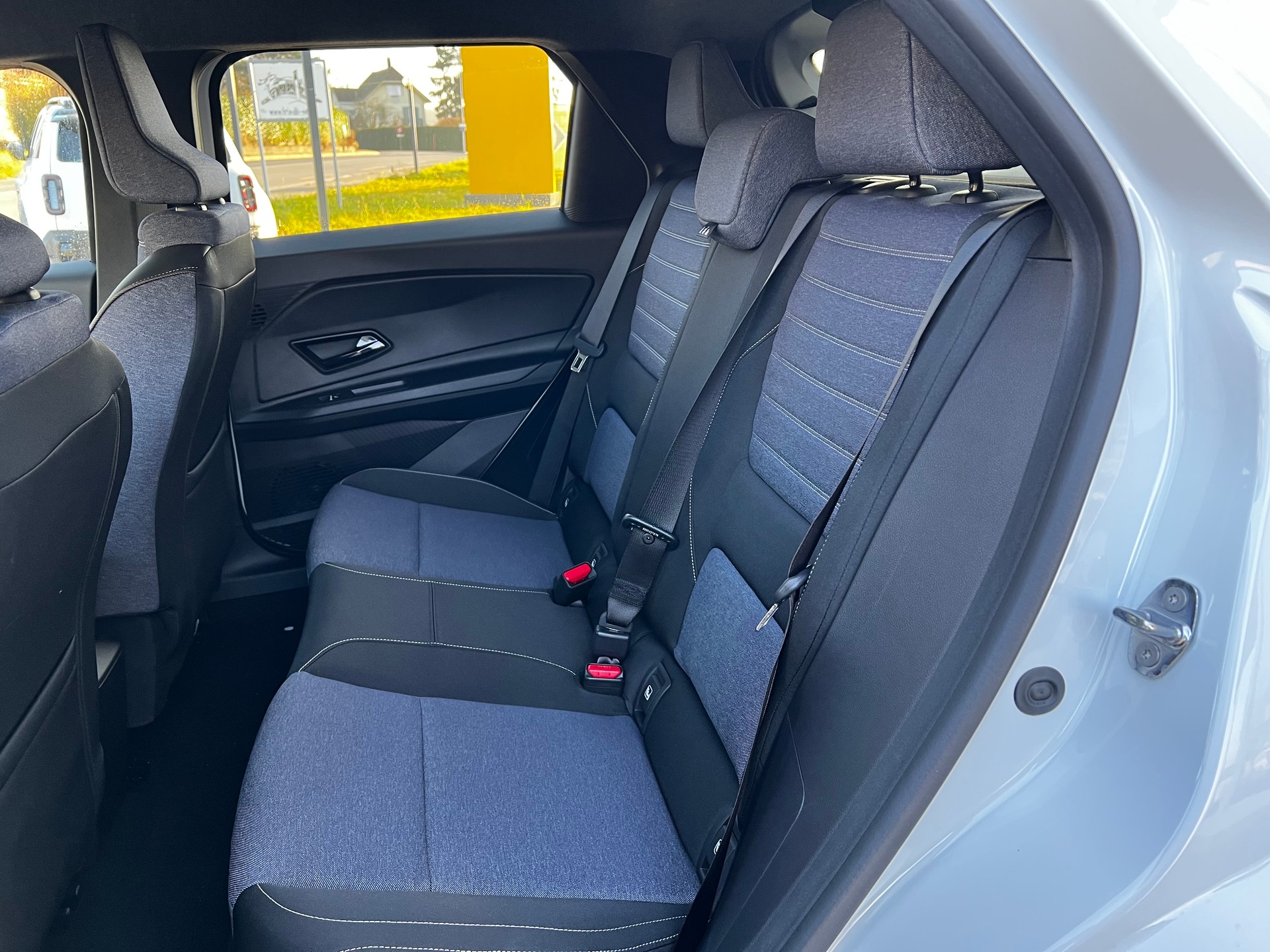 RENAULT R5 E-TECH ELECTRIC iconic five-image-8