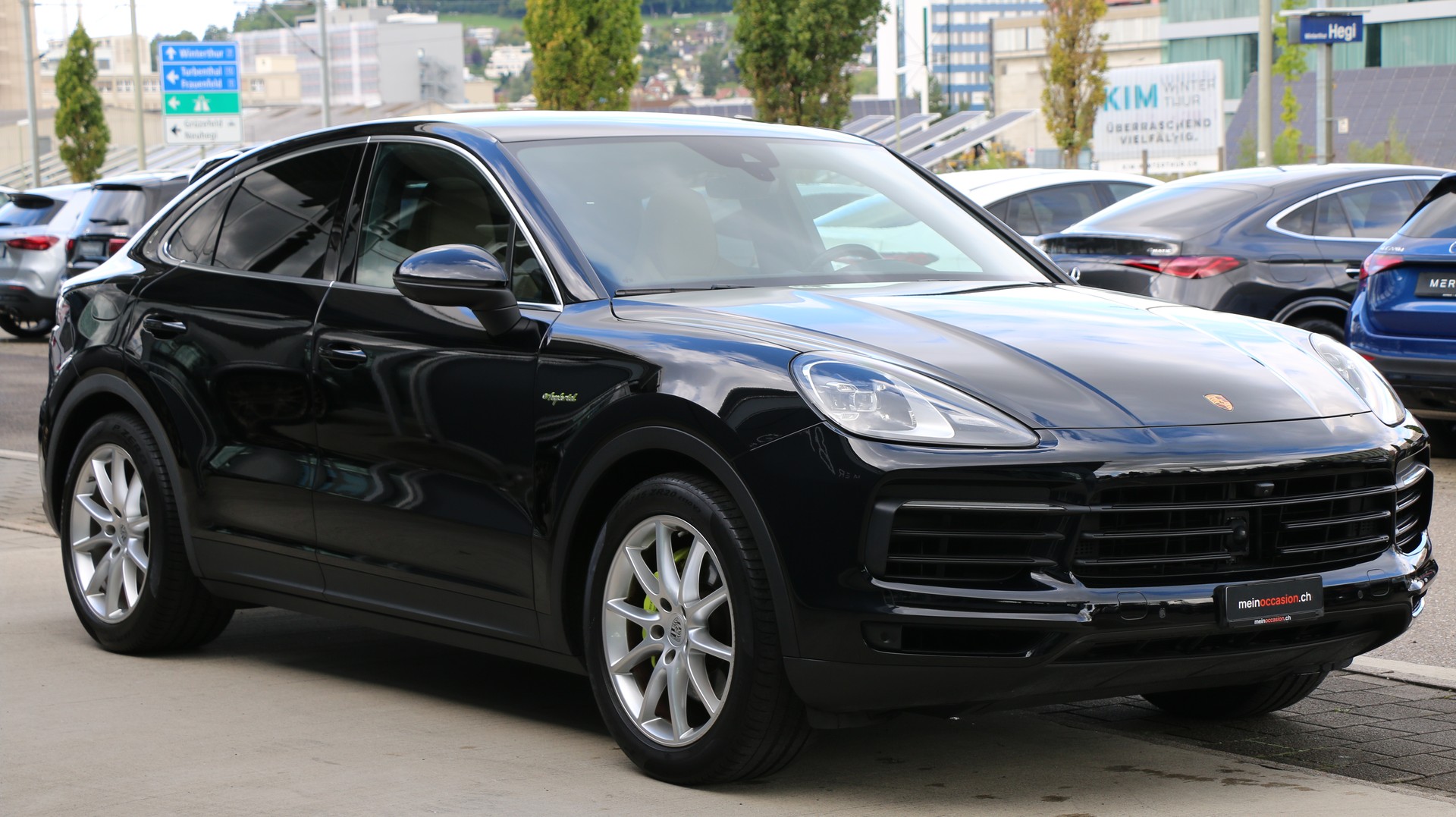 PORSCHE Cayenne Coupé E-Hybrid-image-6