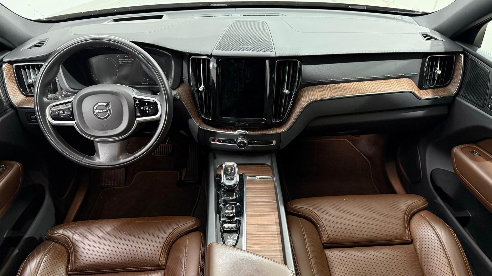 VOLVO XC60 2.0 T8 TE Inscription eAW-image-4