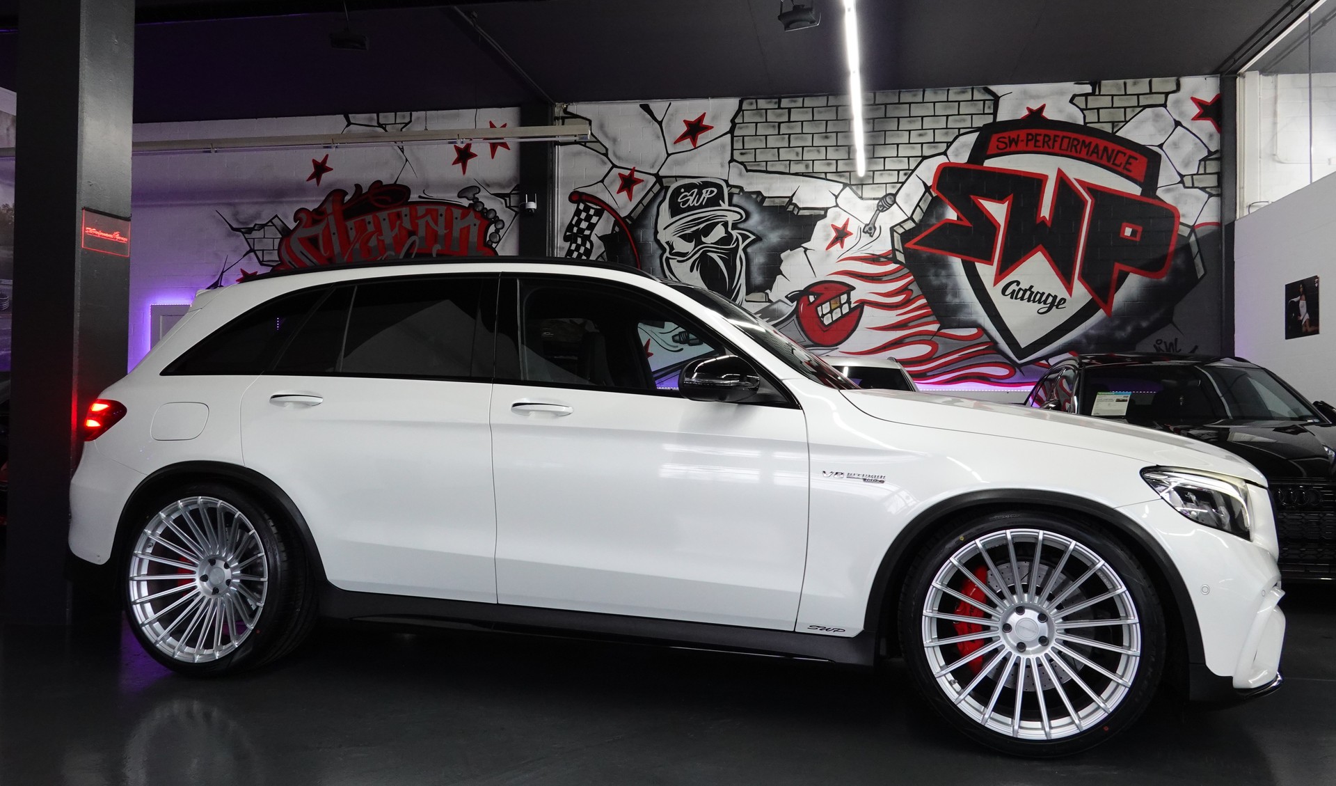 MERCEDES-BENZ GLC 63 S AMG 4MATIC+ 9G-TRONIC 22"ALUS. ON POINT-image-12