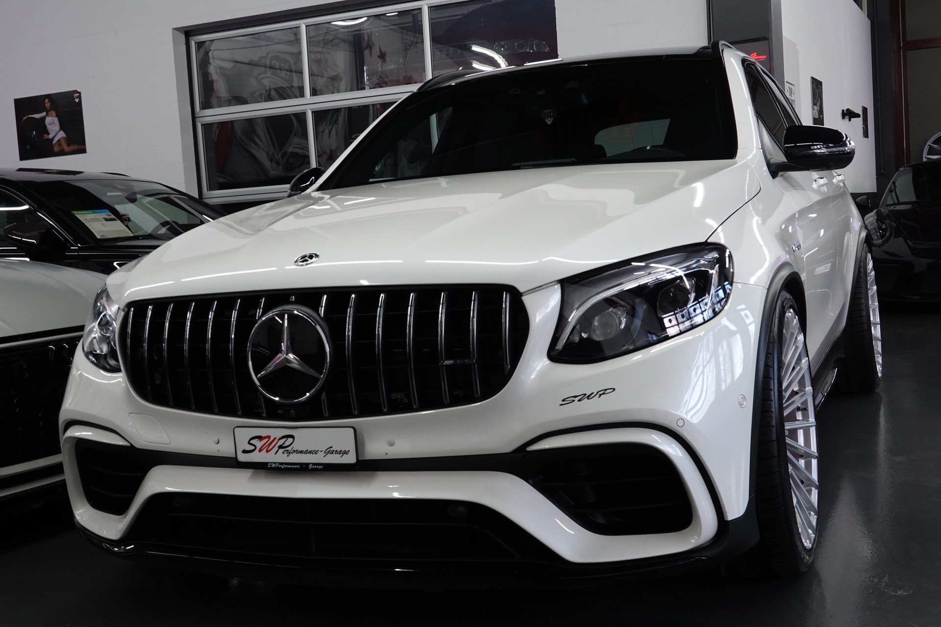 MERCEDES-BENZ GLC 63 S AMG 4MATIC+ 9G-TRONIC 22"ALUS. ON POINT-image-2