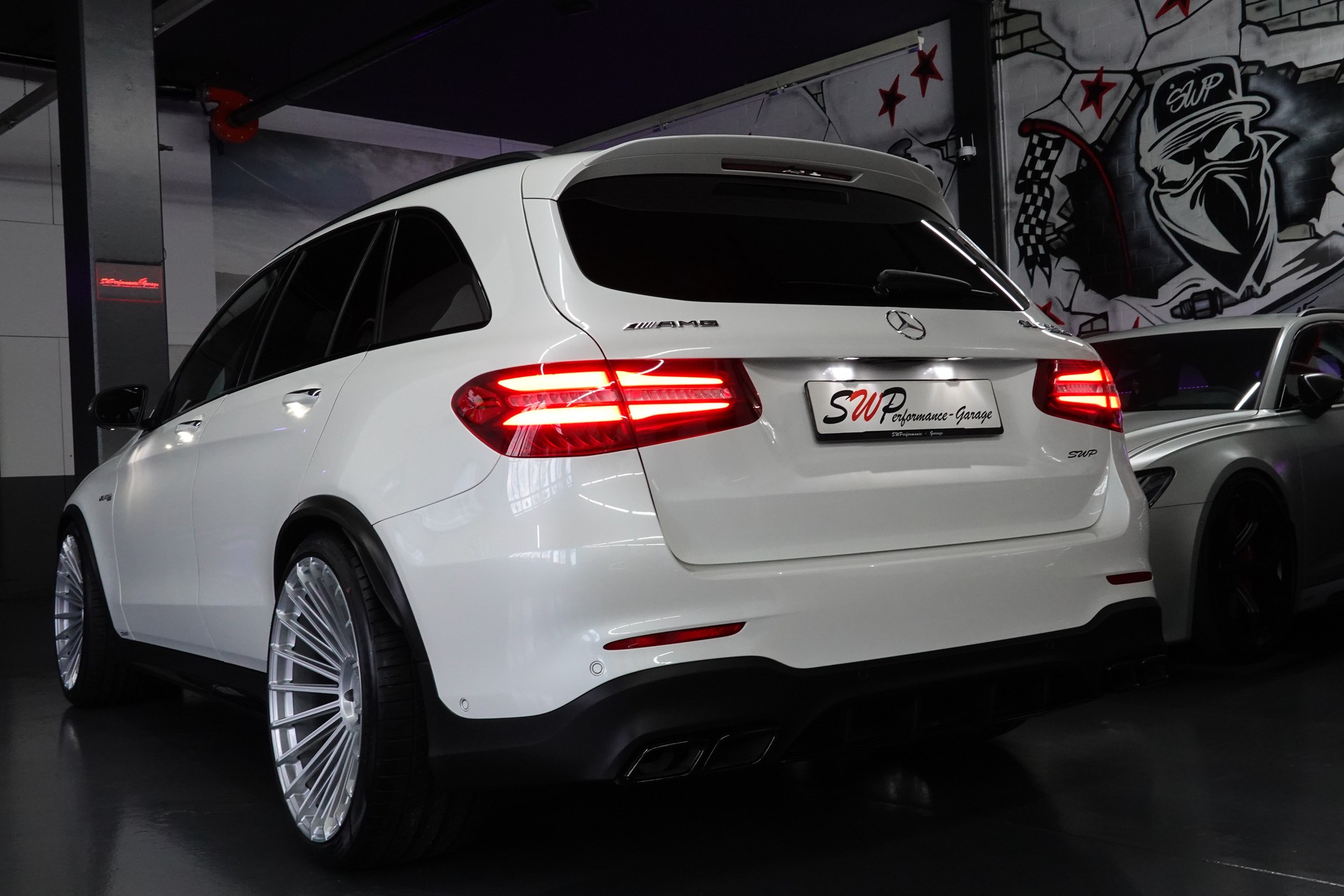 MERCEDES-BENZ GLC 63 S AMG 4MATIC+ 9G-TRONIC 22"ALUS. ON POINT-image-7