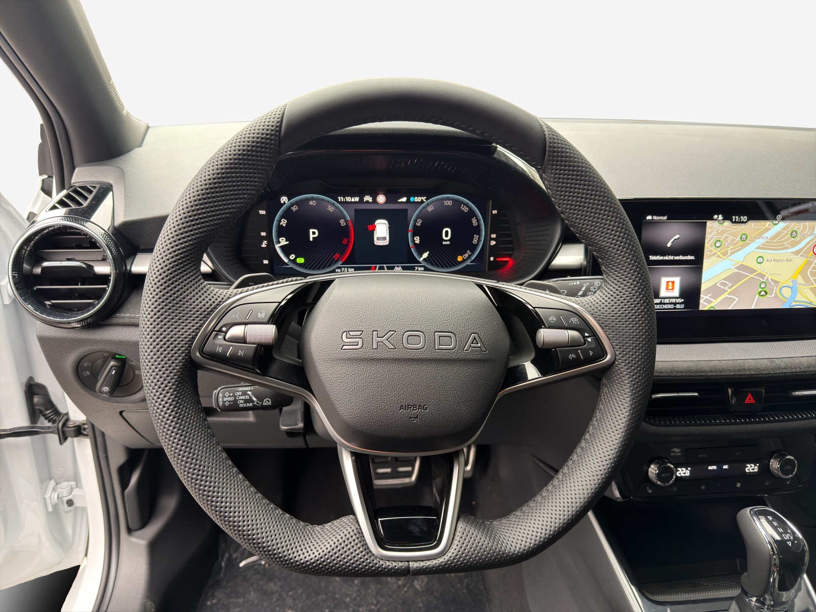 SKODA Fabia 1.5 TSI Dynamic DSG-image-9