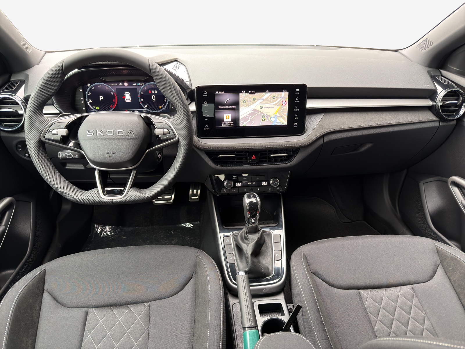 SKODA Fabia 1.5 TSI Dynamic DSG-image-8