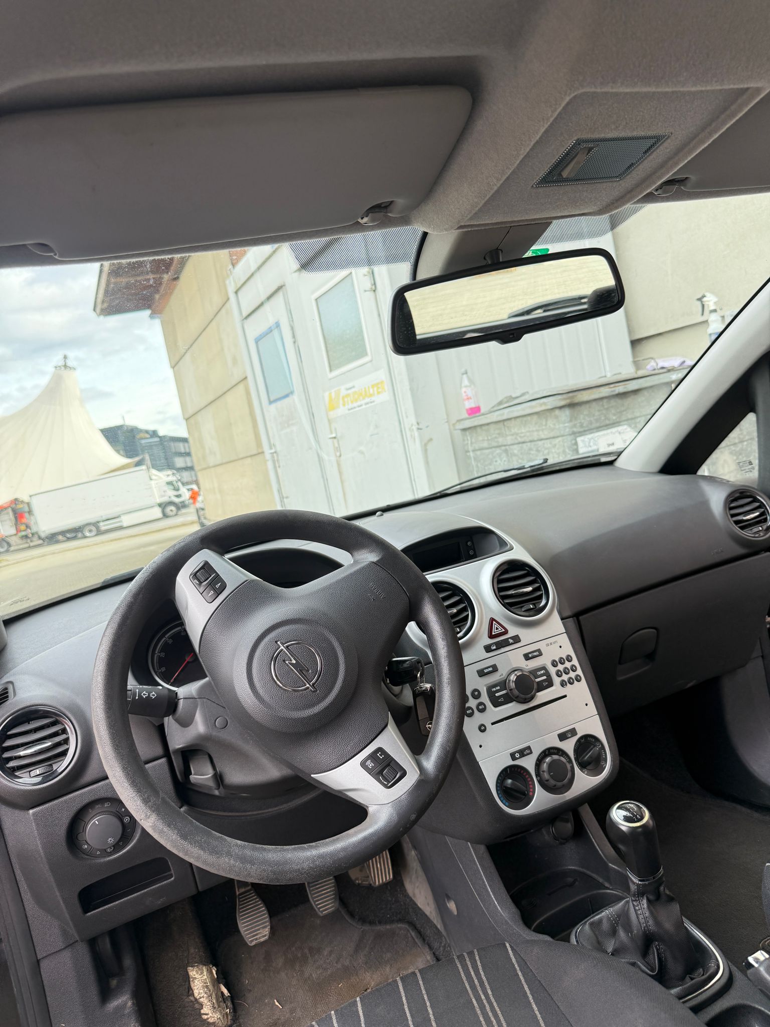 OPEL Corsa 1.4 TP Enjoy-image-9