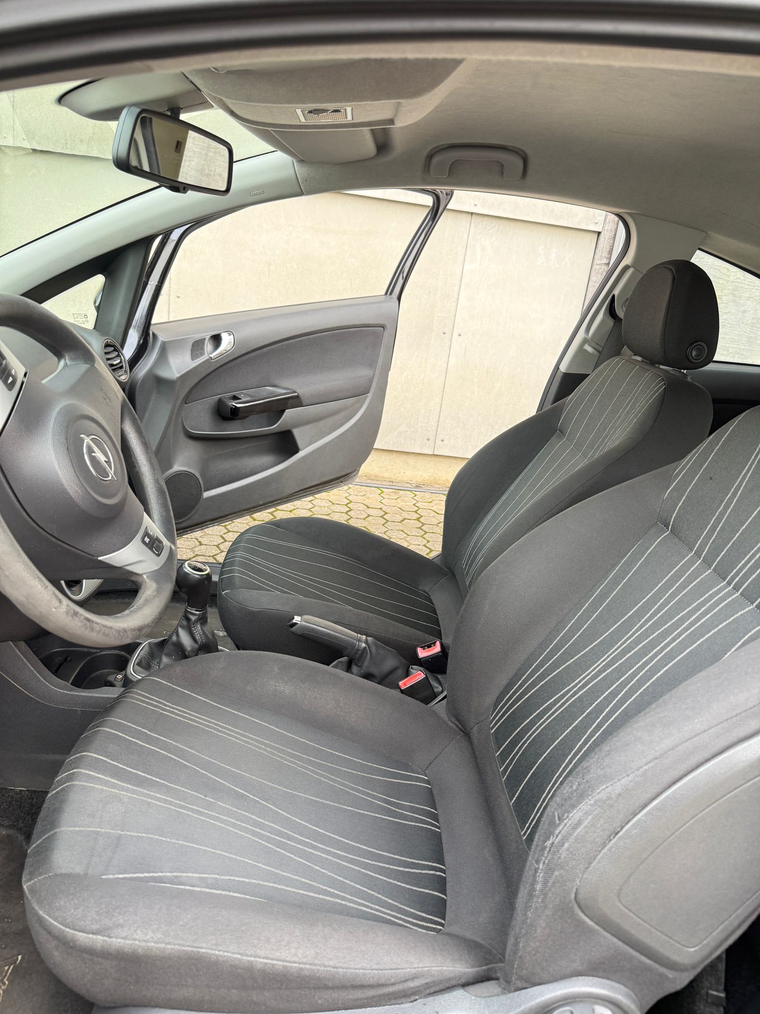 OPEL Corsa 1.4 TP Enjoy-image-10