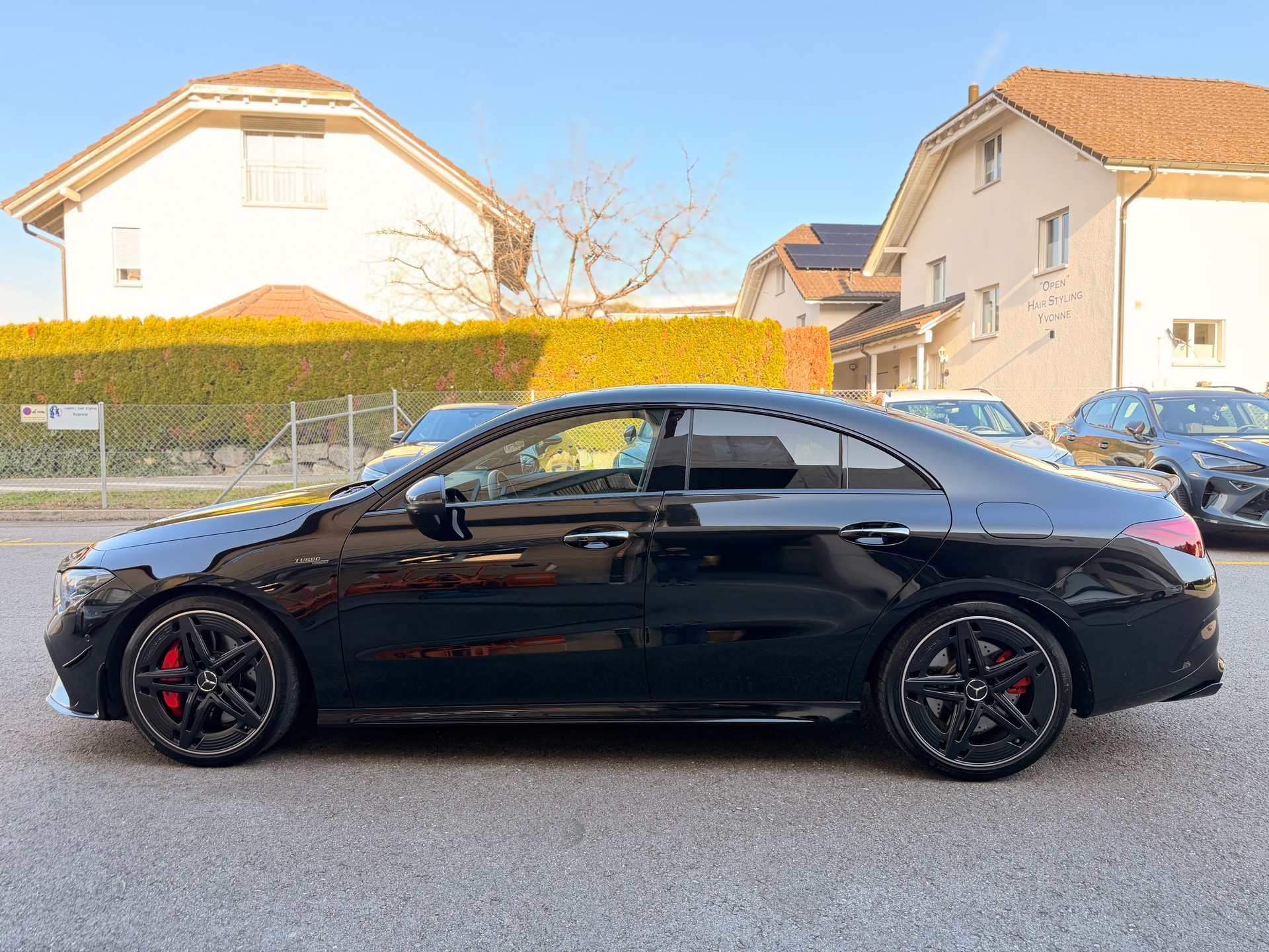 MERCEDES-BENZ CLA 35 AMG 4Matic 8G-DCT-showroom-element-1