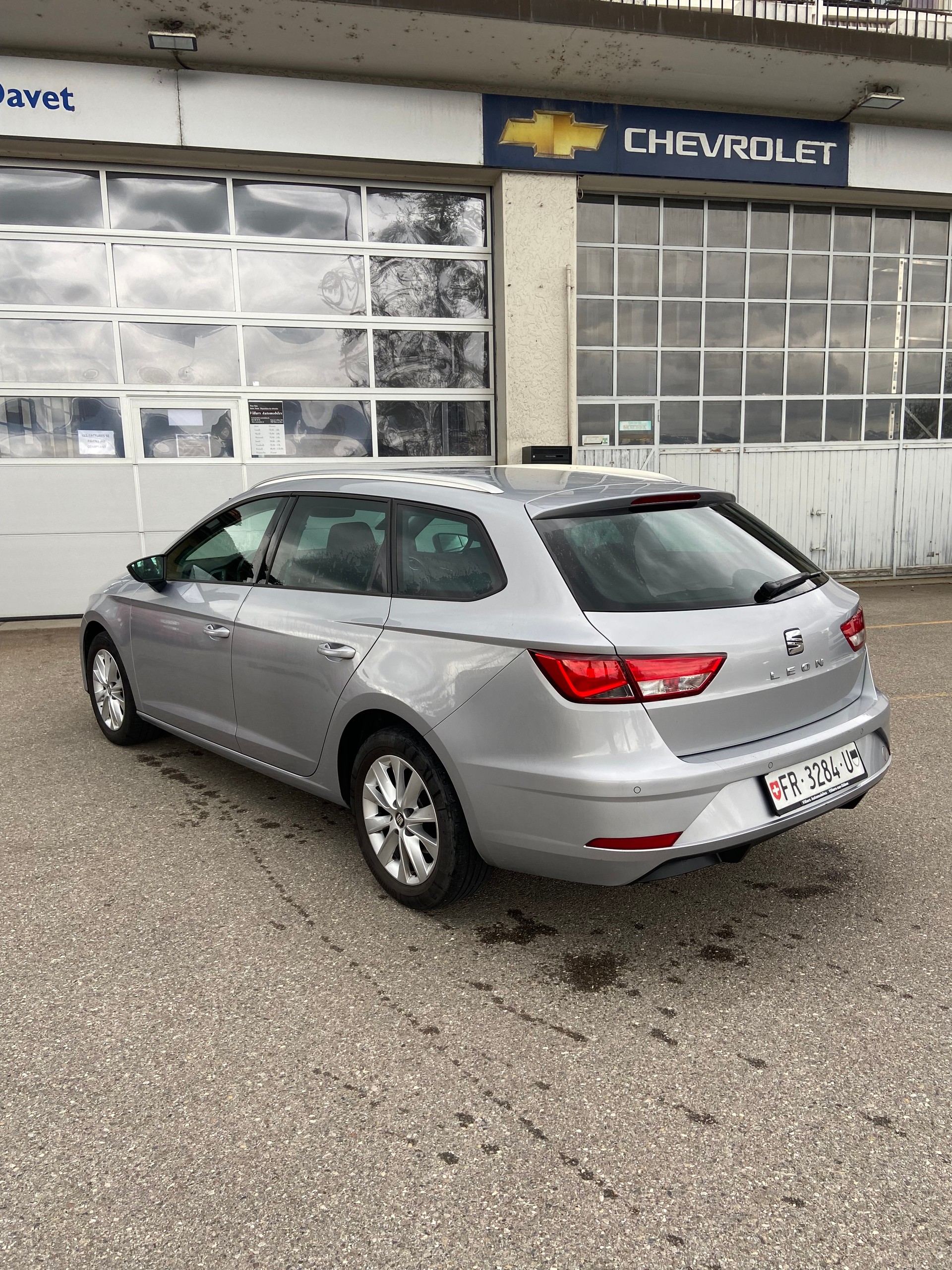 SEAT Leon ST 1.6 TDI CR Style DSG-image-3