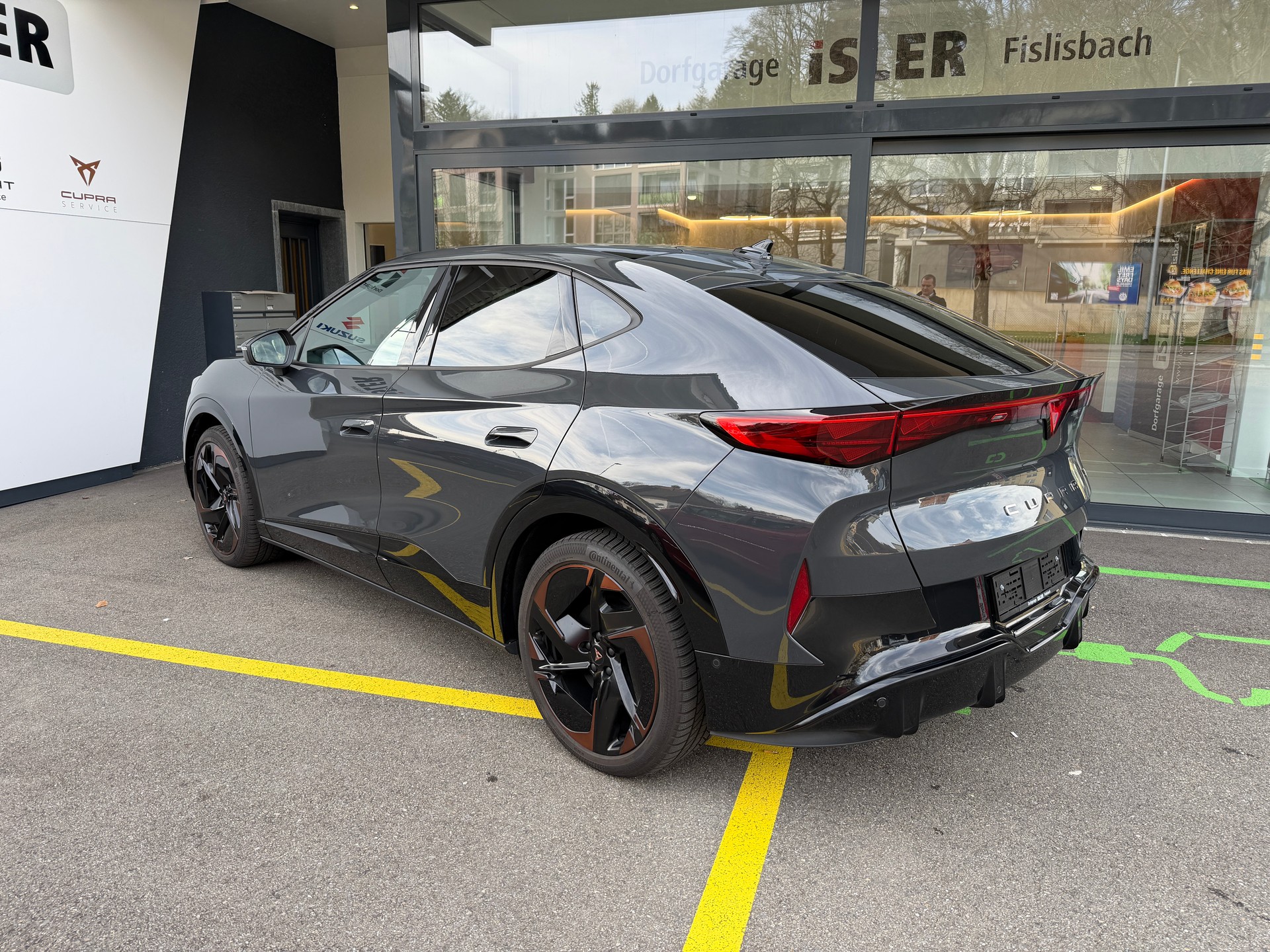 CUPRA Tavascan Type 9 77 kWh Adrenaline-image-3